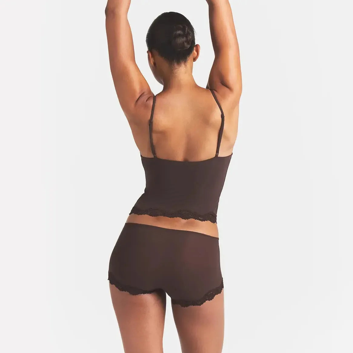 Fits Everybody Lace Cami and Boyshort Set-SKIMS-Verso