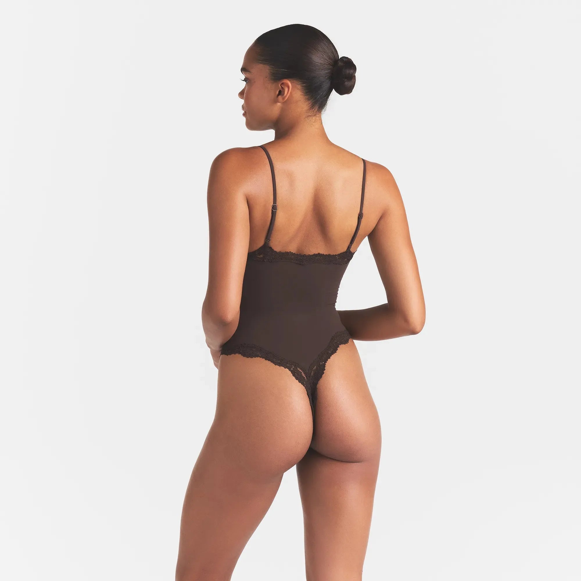 Fits Everybody Lace Cami Bodysuit-SKIMS-Verso