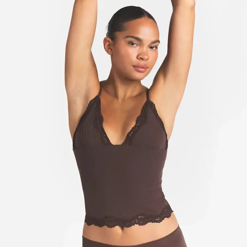 Fits everybody lace triangle cami and boy short set-SKIMS-Verso