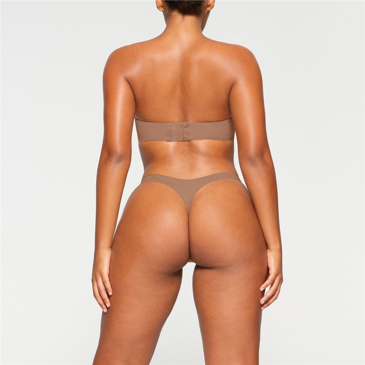 Fits Everybody Strapless Bra-SKIMS-Verso