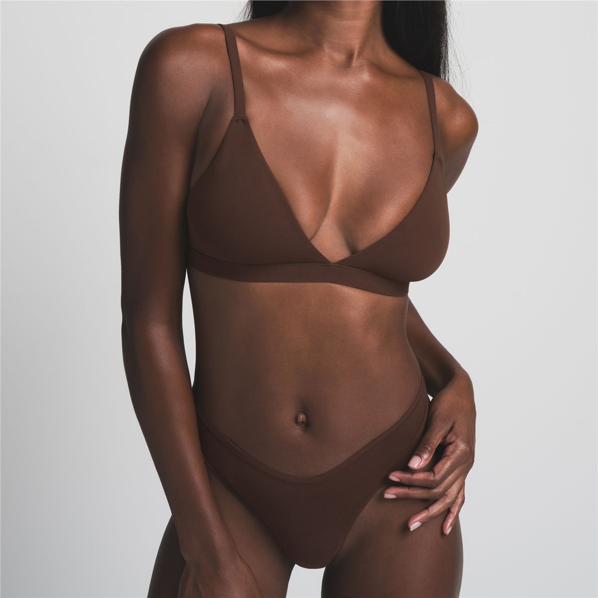 Fits Everybody Triangle Bralette-SKIMS-Verso