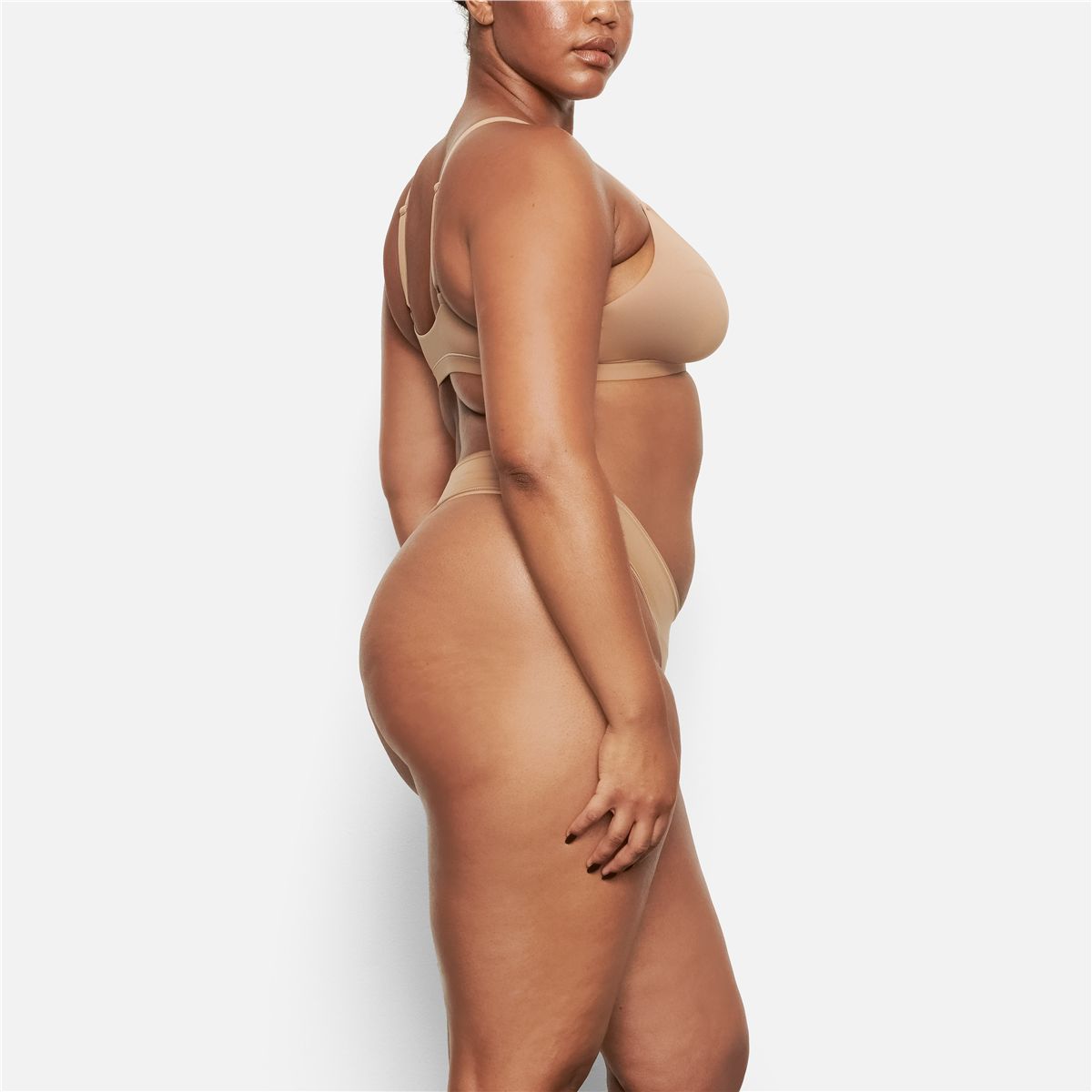 Fits Everybody Triangle Bralette-SKIMS-Verso