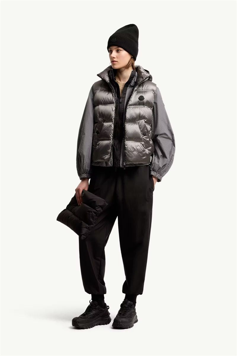 Fluidite hooded down gilet-MONCLER-Verso