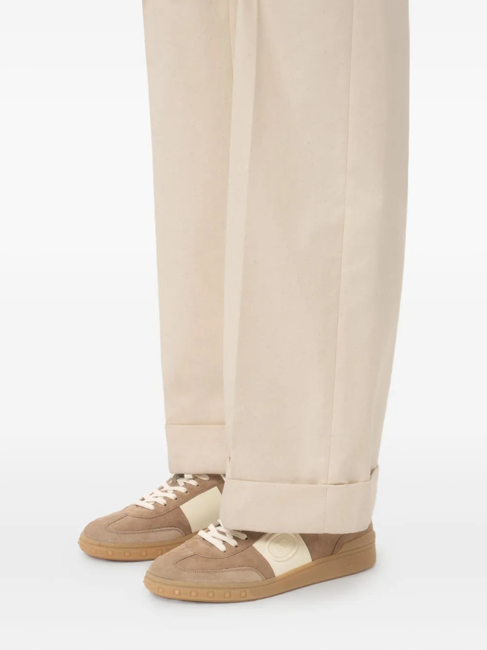 Garavani upvillage low top trainer in split leather and calfskin nappa leather-VALENTINO-Verso