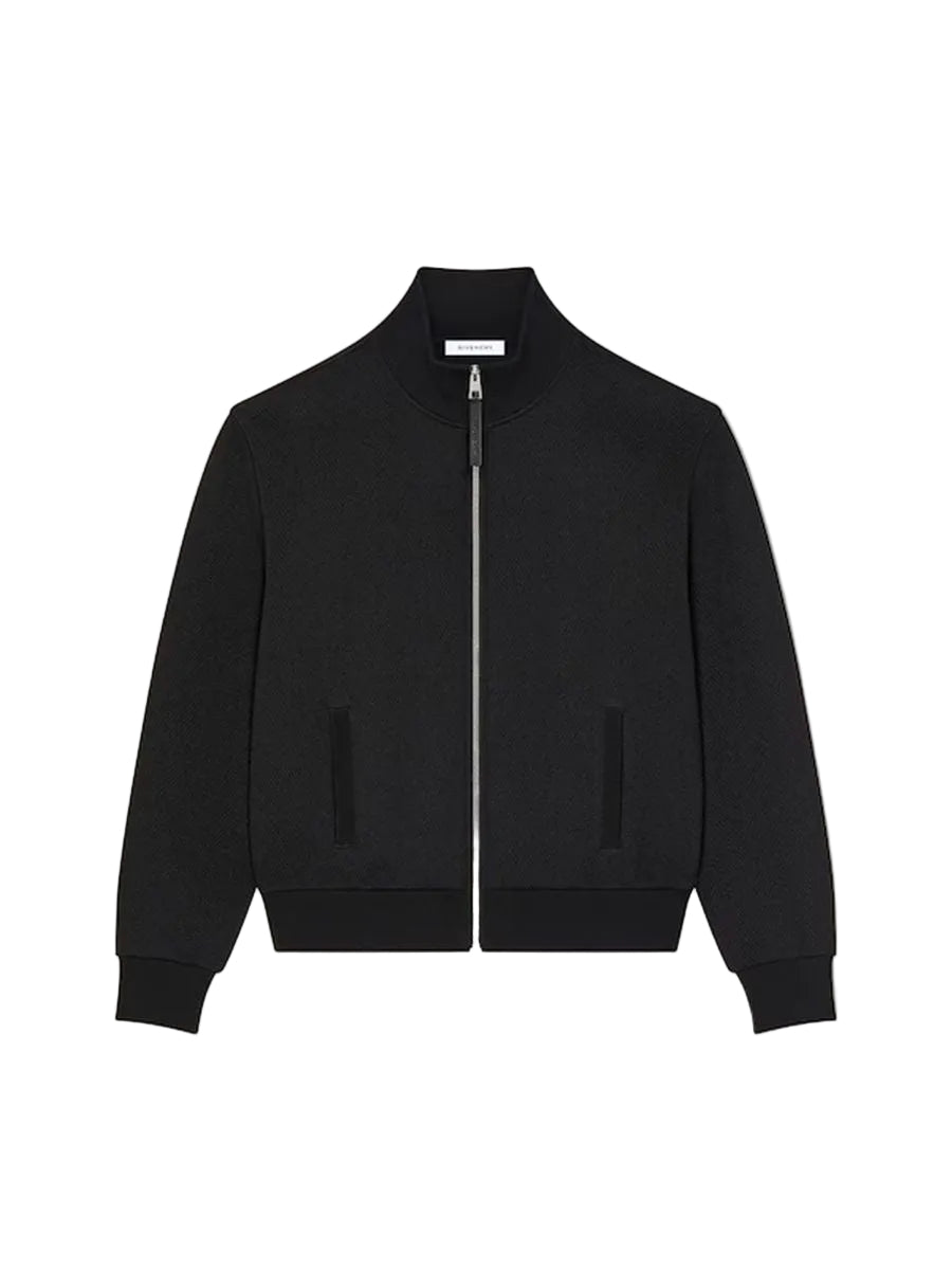 GIVENCHY