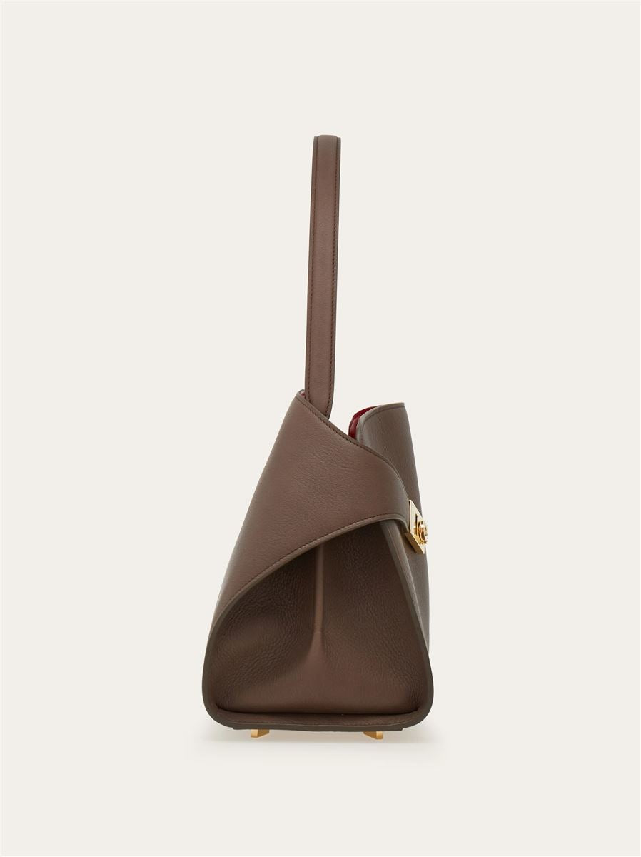 Hug soft two-tone shoulder bag (m)-FERRAGAMO-Verso