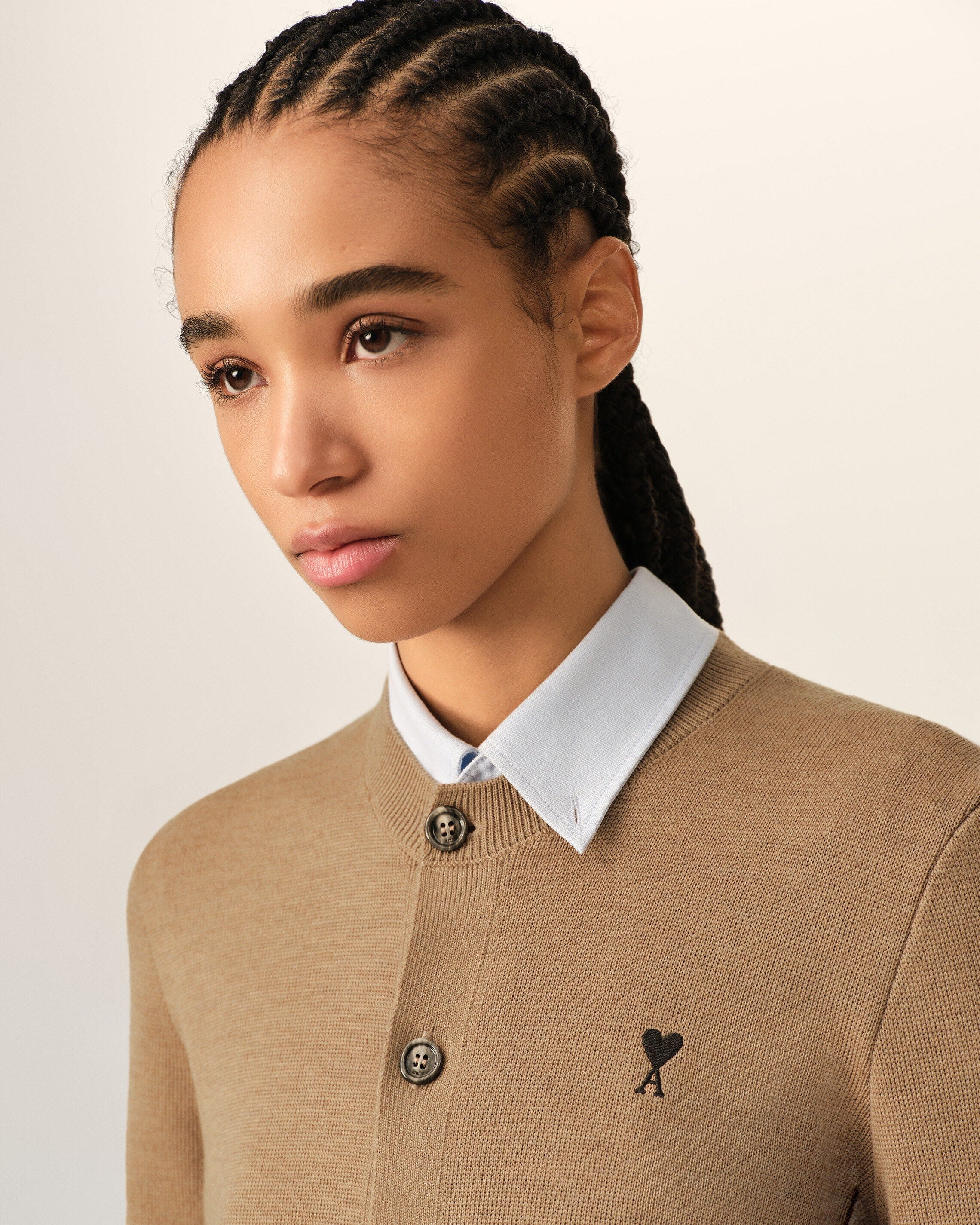 Cardigan in merino wool knit with embroidered ami de coeur-AMI-Verso