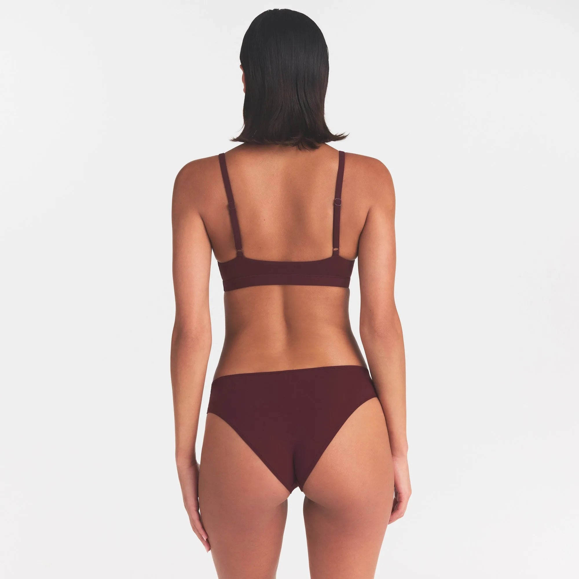Fits everybody cheeky brief-SKIMS-Verso