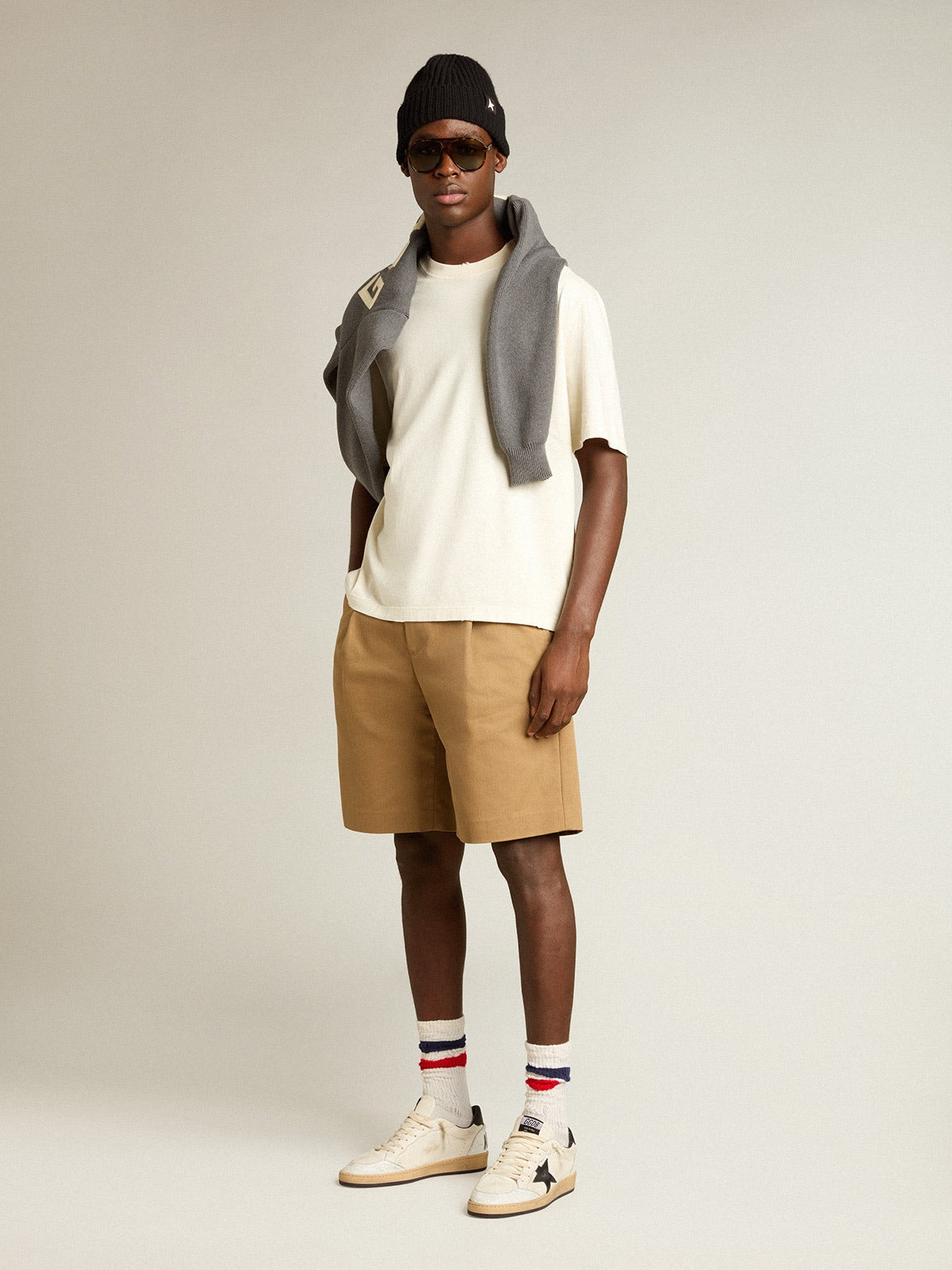 T-shirt in Aged White with Reverse Logo on the Back-GOLDEN GOOSE-Verso