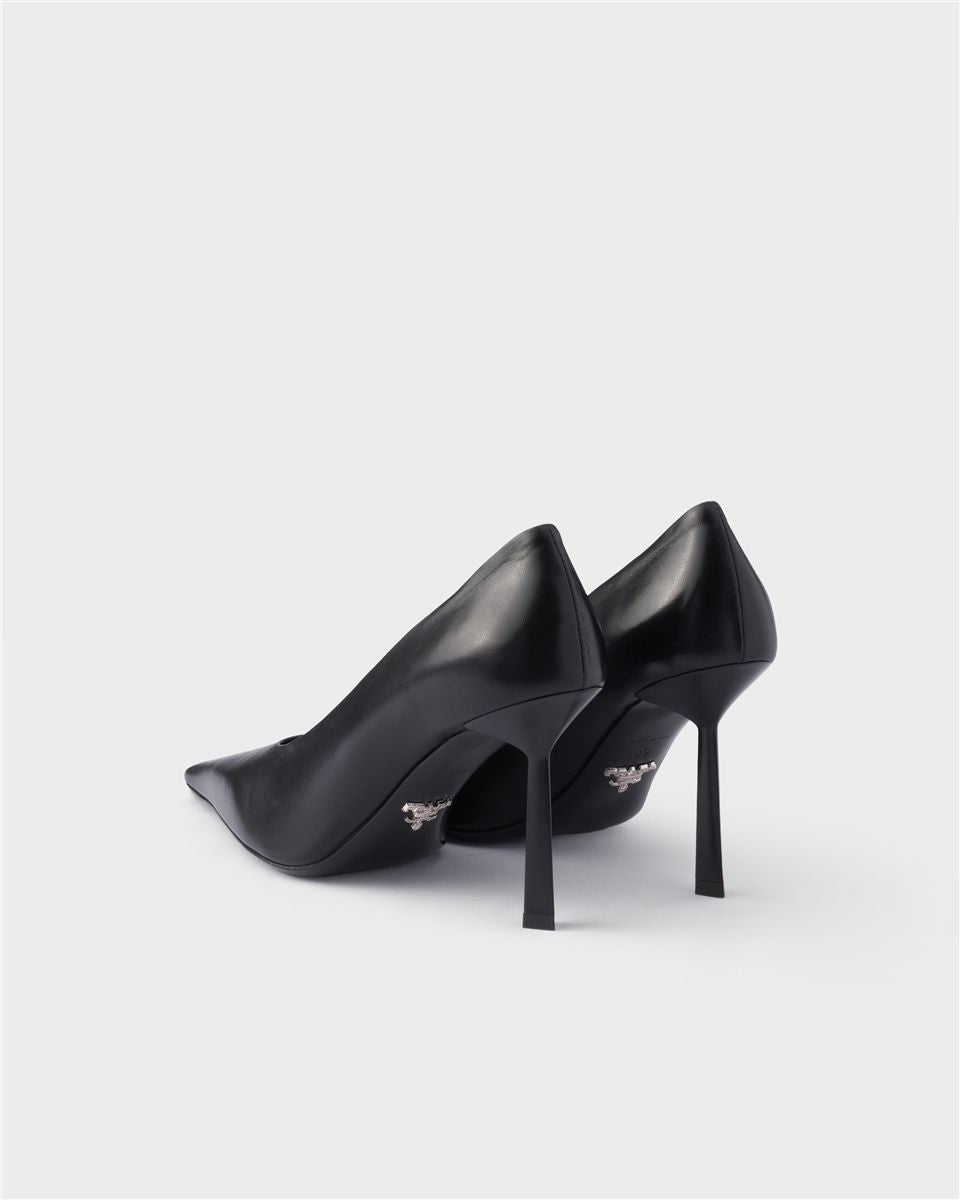 Leather pumps-PRADA-Verso