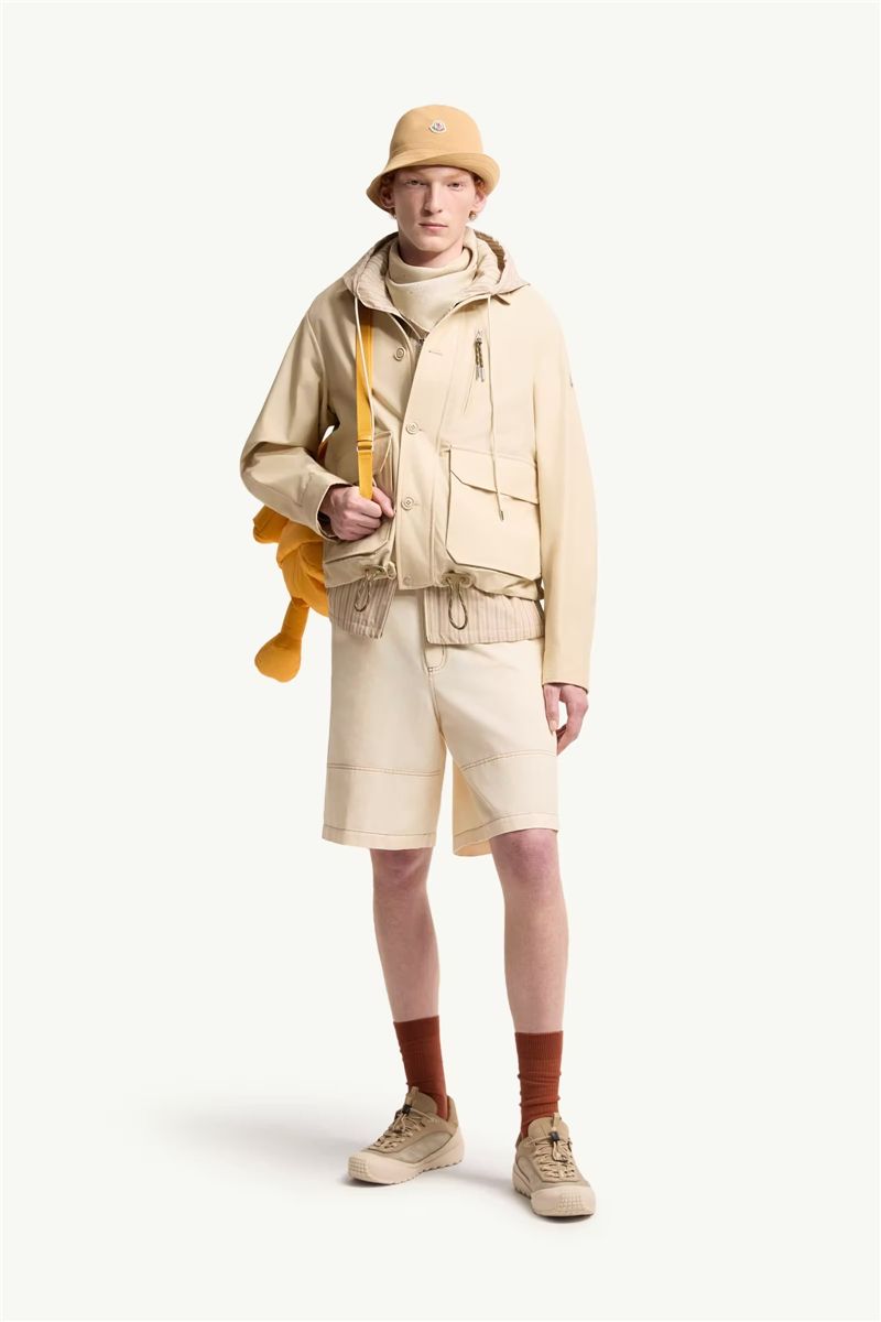 Linen & Cotton Gabardine Cargo Shorts-MONCLER-Verso