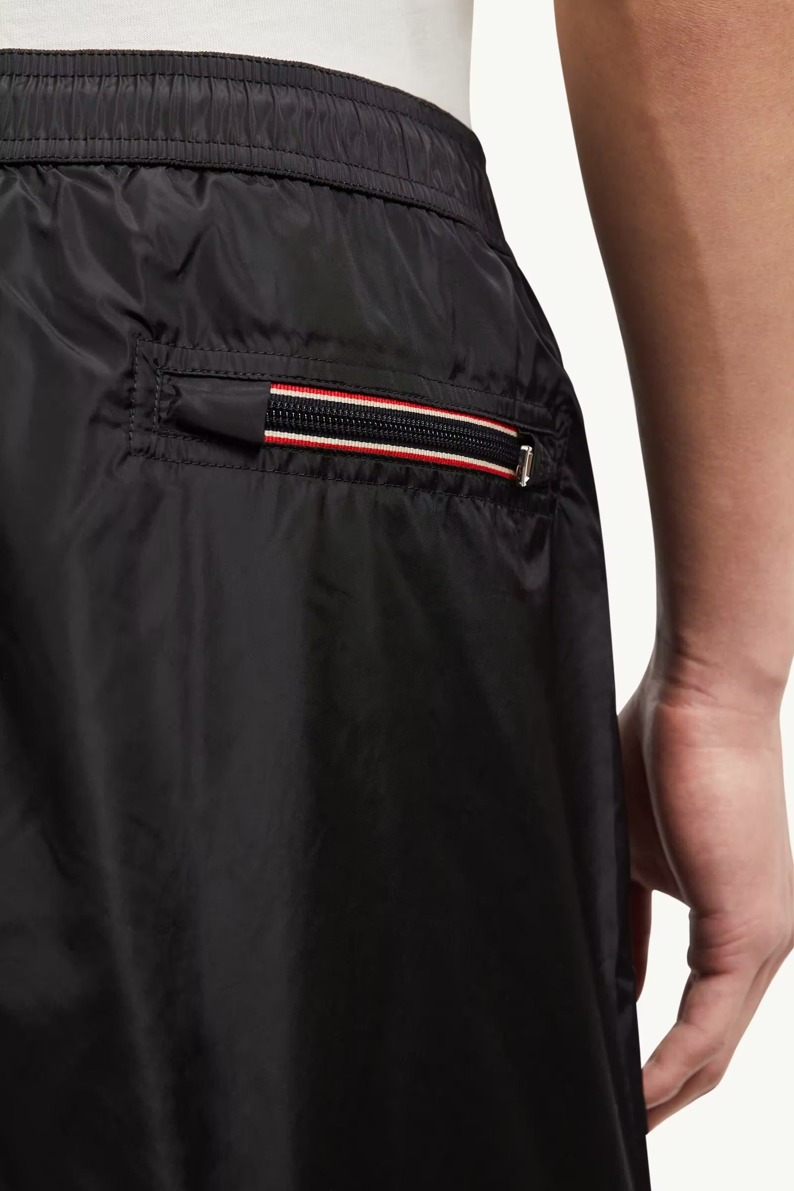 Logo patch swim shorts-MONCLER-Verso