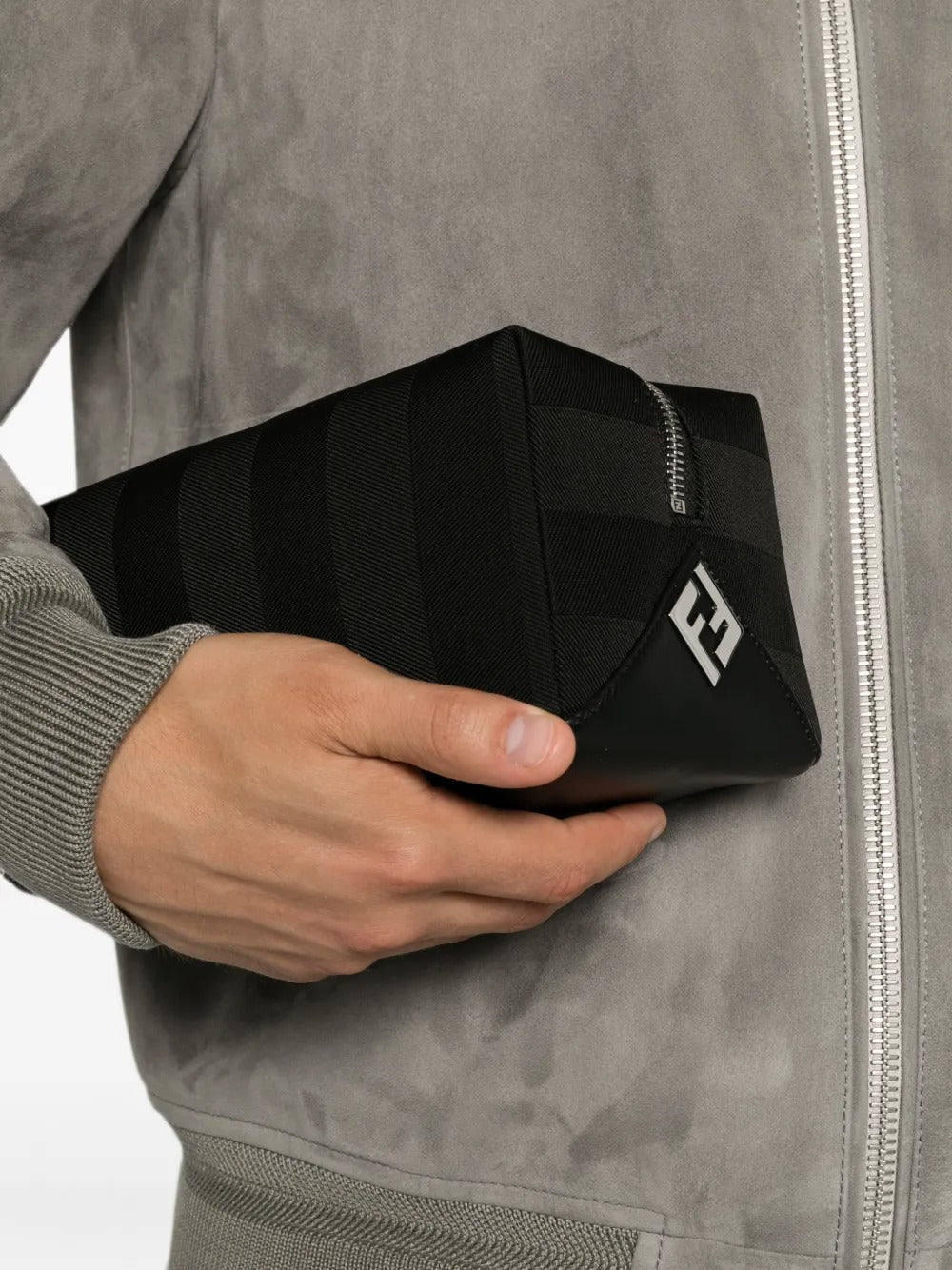 Logo-plaque wash bag-FENDI-Verso