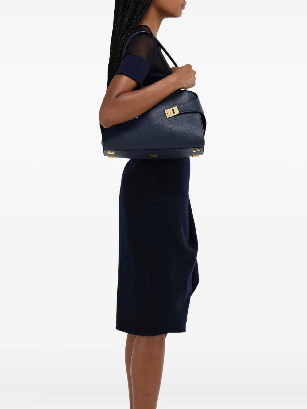 Medium hug shoulder bag-FERRAGAMO-Verso