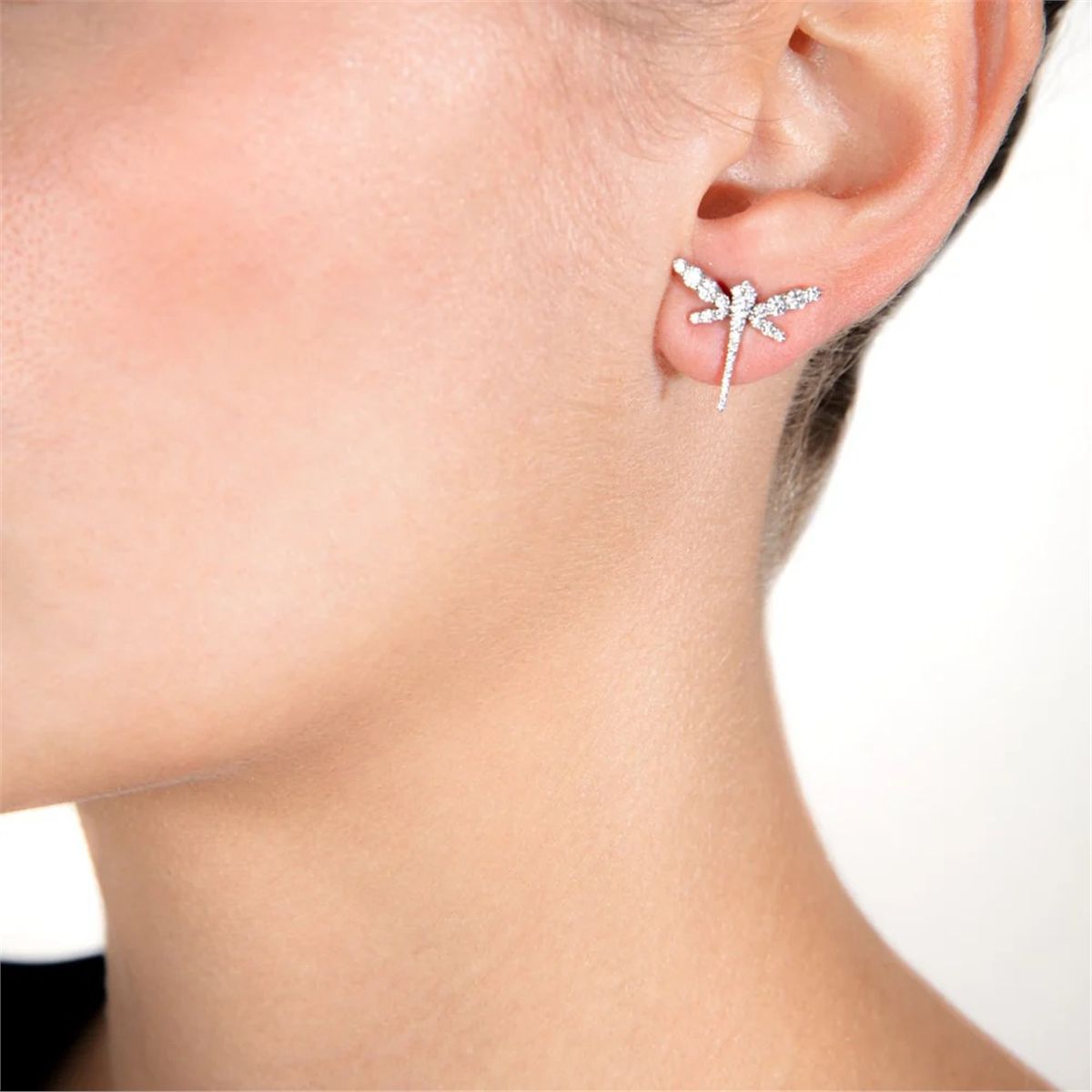 Mini dragonfly stud earrings-ANAPSARA-Verso