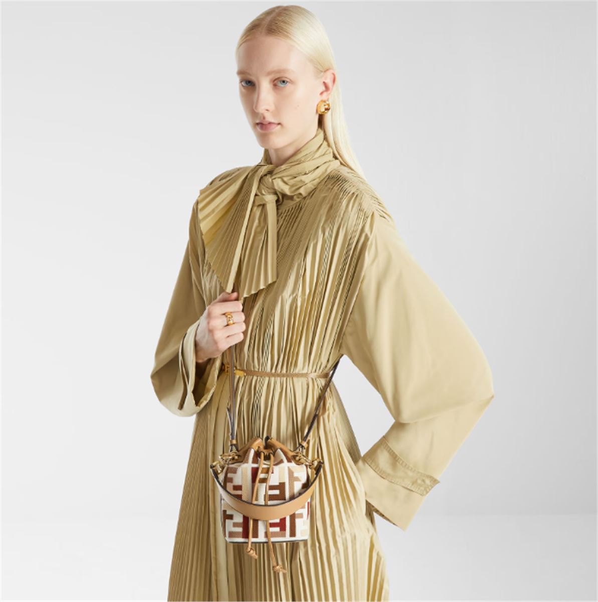 mon tresor-FENDI-Verso