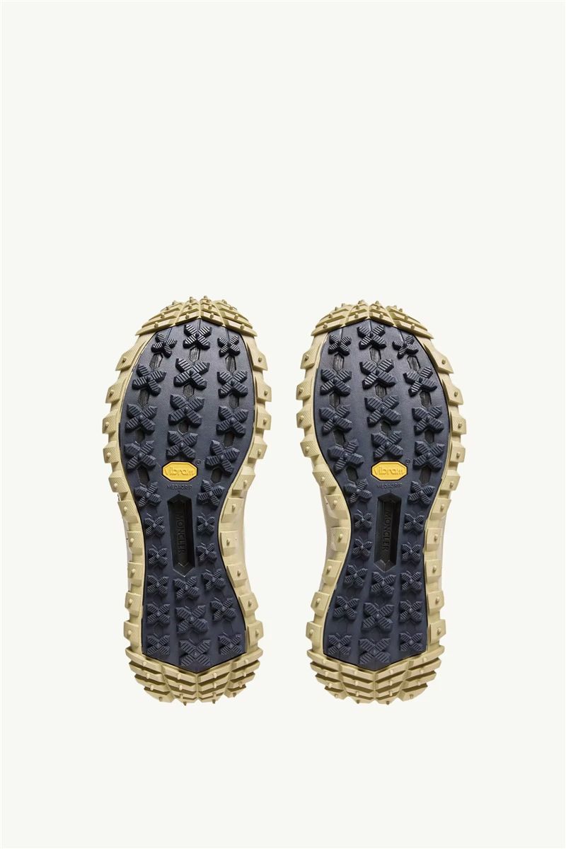 Moncler + clarks originals trailgrip wallabee gtx suede boots-MONCLER-Verso