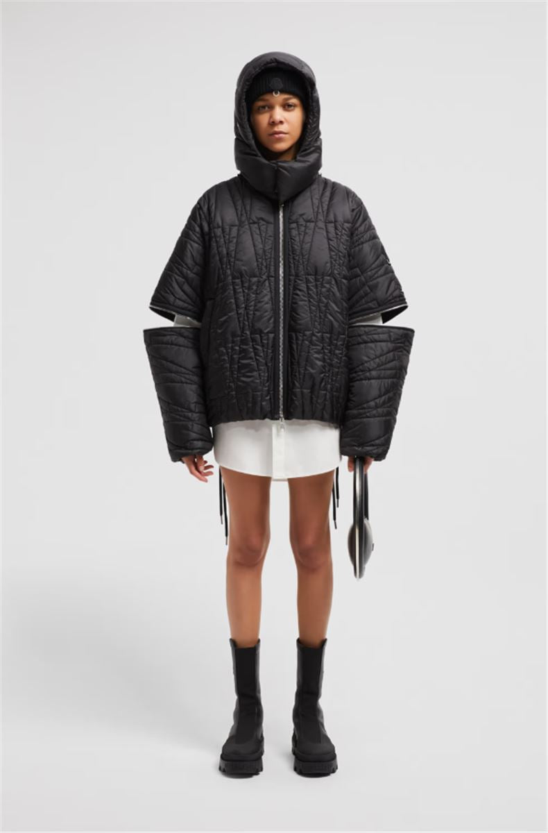 MONCLER X WILLOW SMITH HAISSA 2-IN-1 SHORT DOWN JACKET -  MONCLER -  Verso