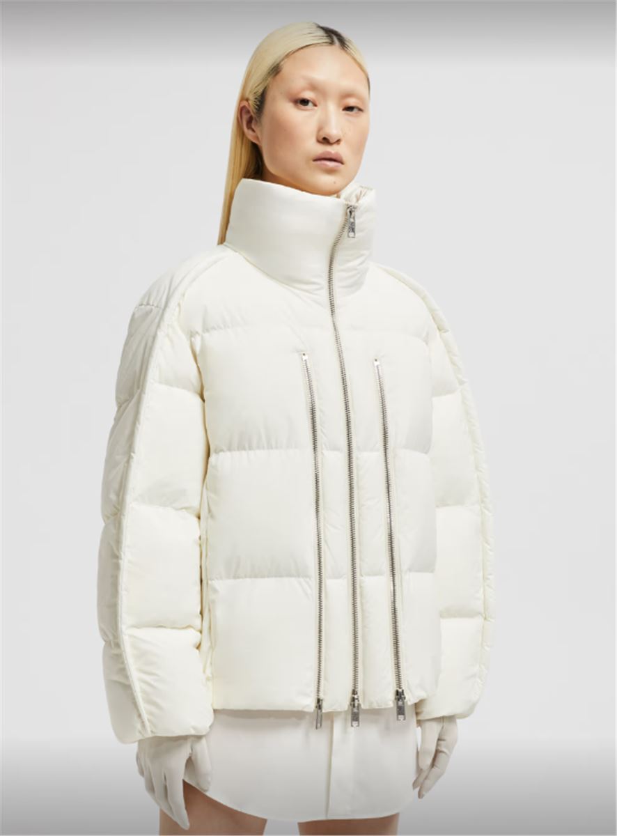 MONCLER X WILLOW SMITH JAYEL SHORT DOWN JACKET -  MONCLER -  Verso
