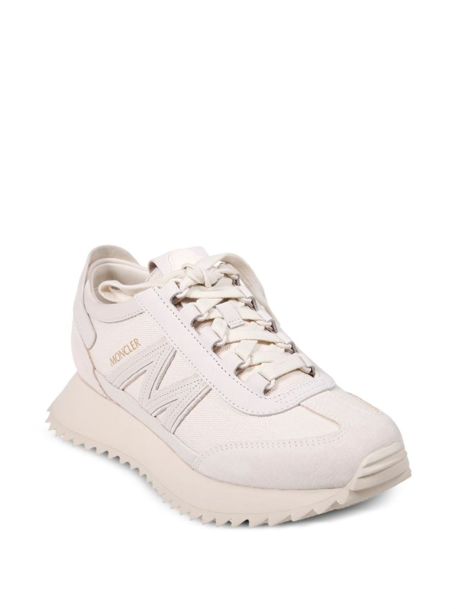 Pacey2 embossed-logo low-top sneakers-MONCLER-Verso