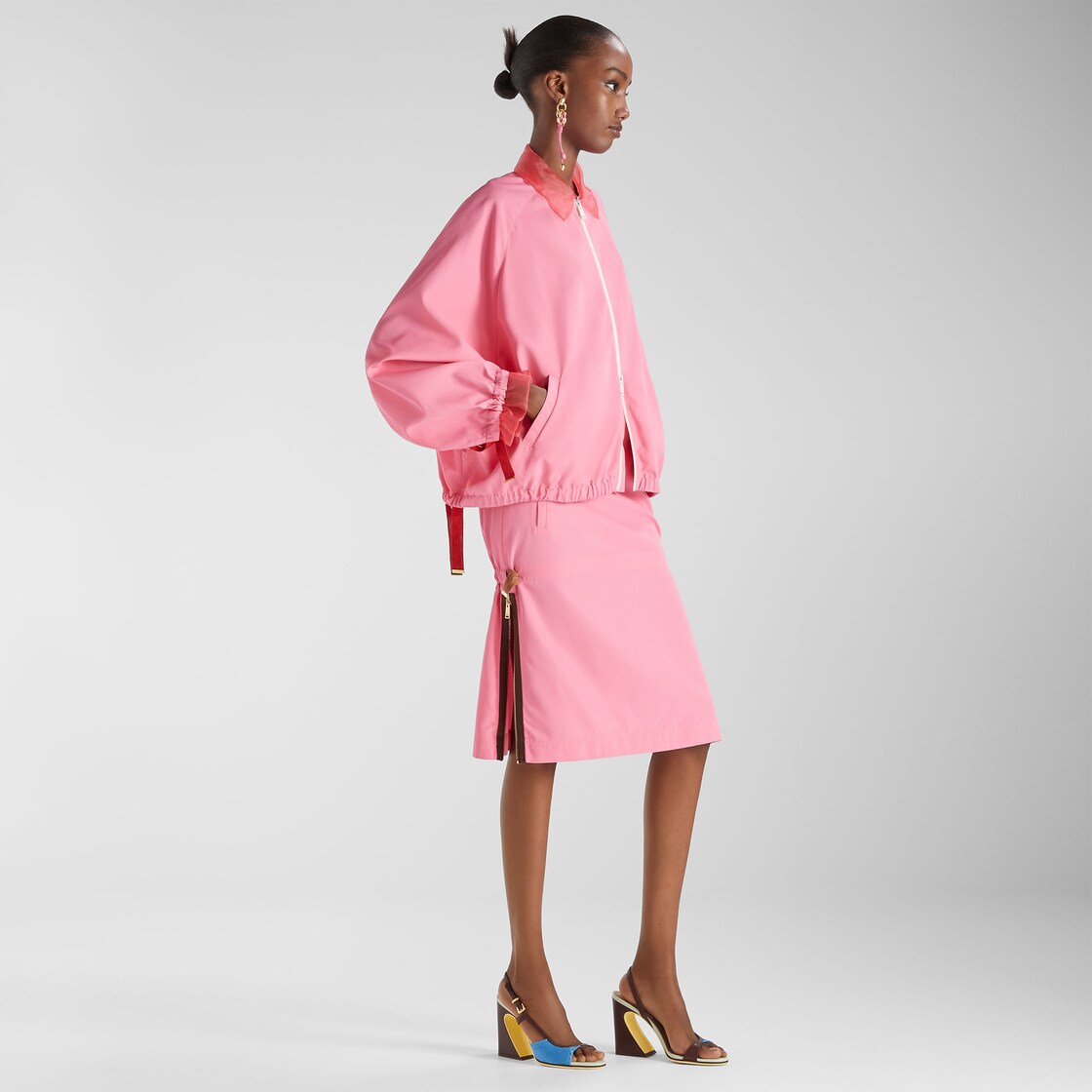 FENDI フェンディ　レザー　タイトスカート　膝丈　ピンク　サイズ44 Pink Technical Viscose Skirt