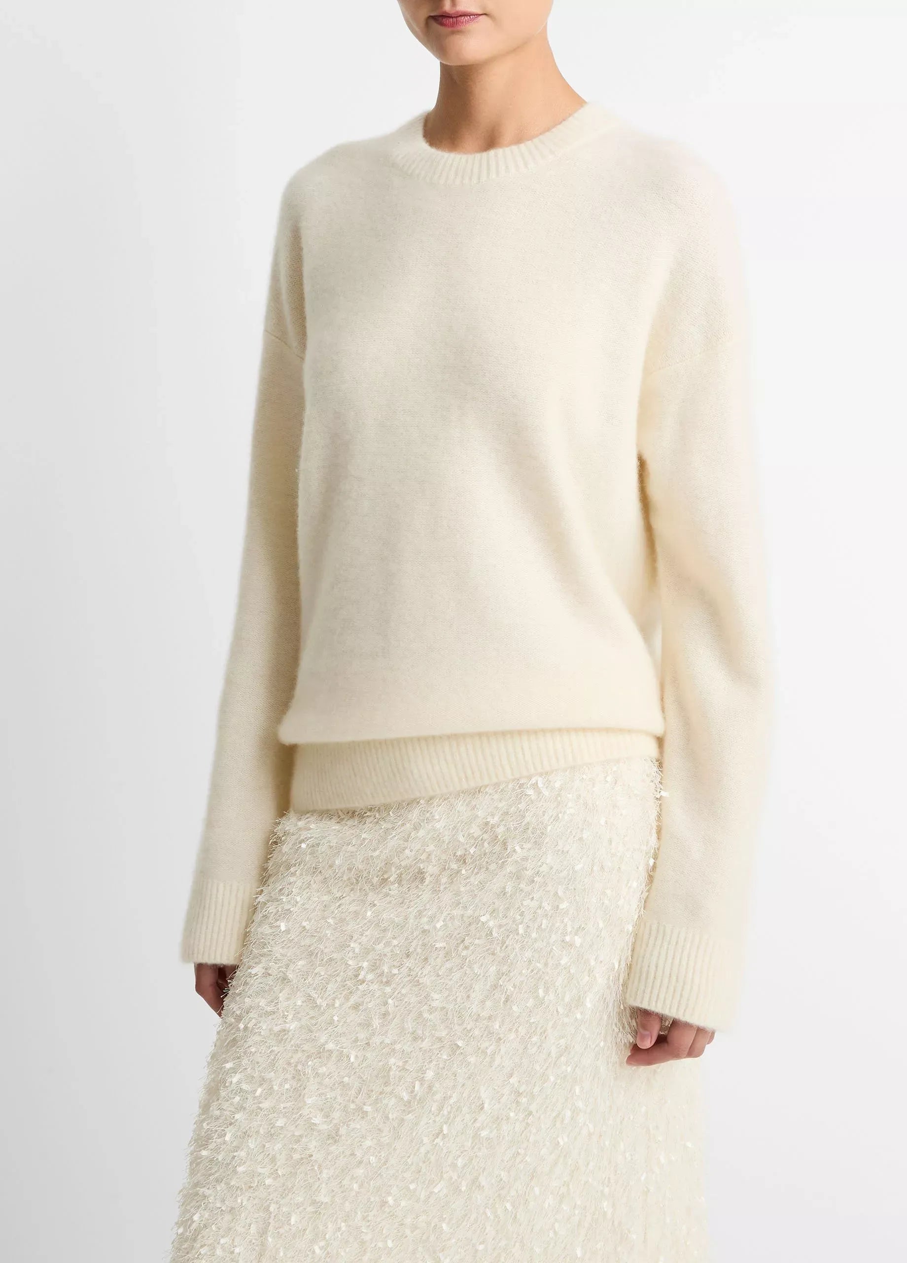 Plush cashmere crew neck sweater-VINCE-Verso
