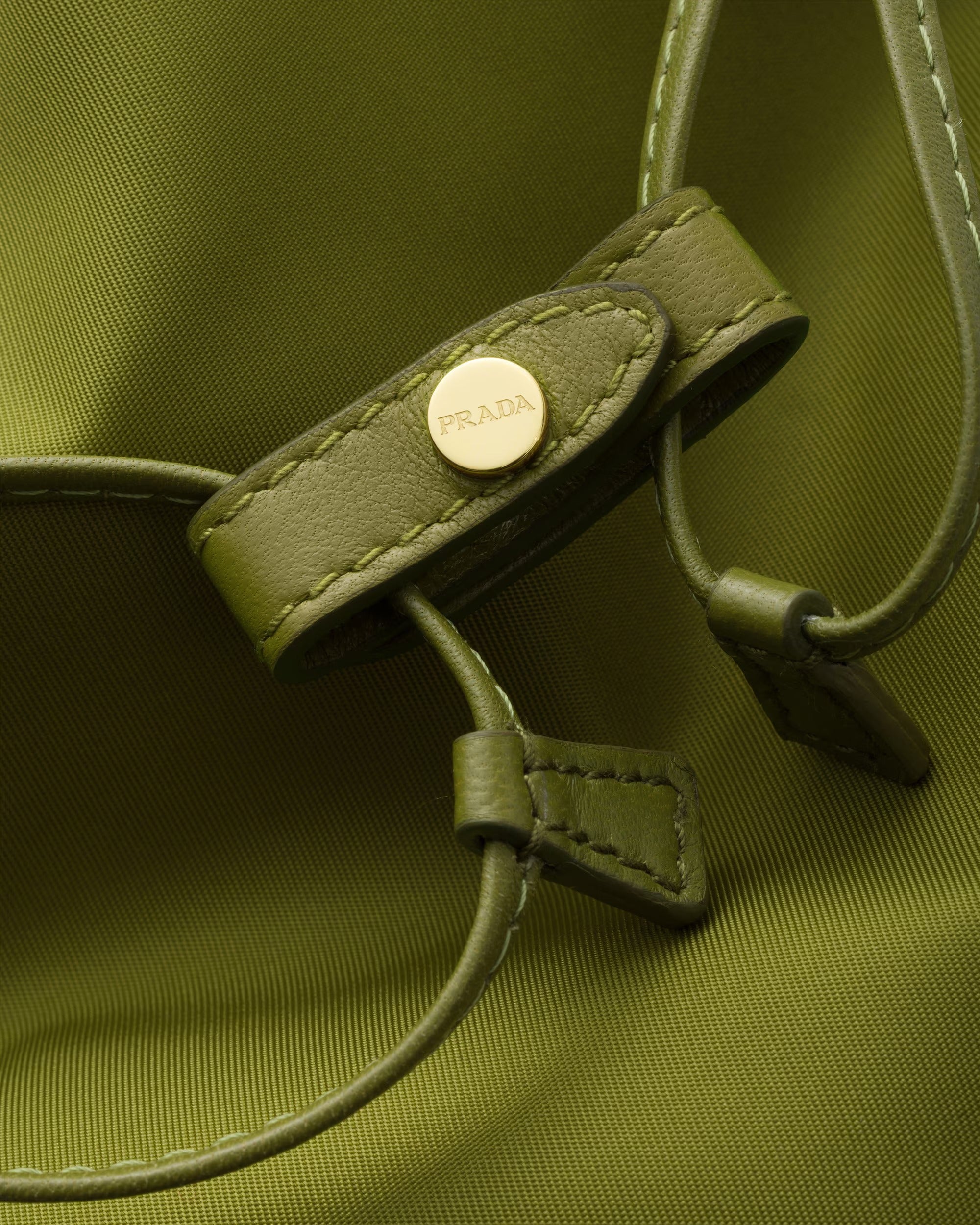 Prada Wish Re-Nylon Pouch-PRADA-Verso