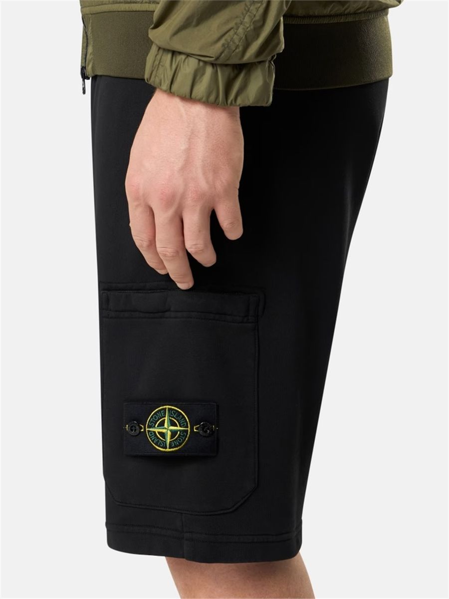 Regular-fit jogger shorts with cargo pocket-STONE ISLAND-Verso