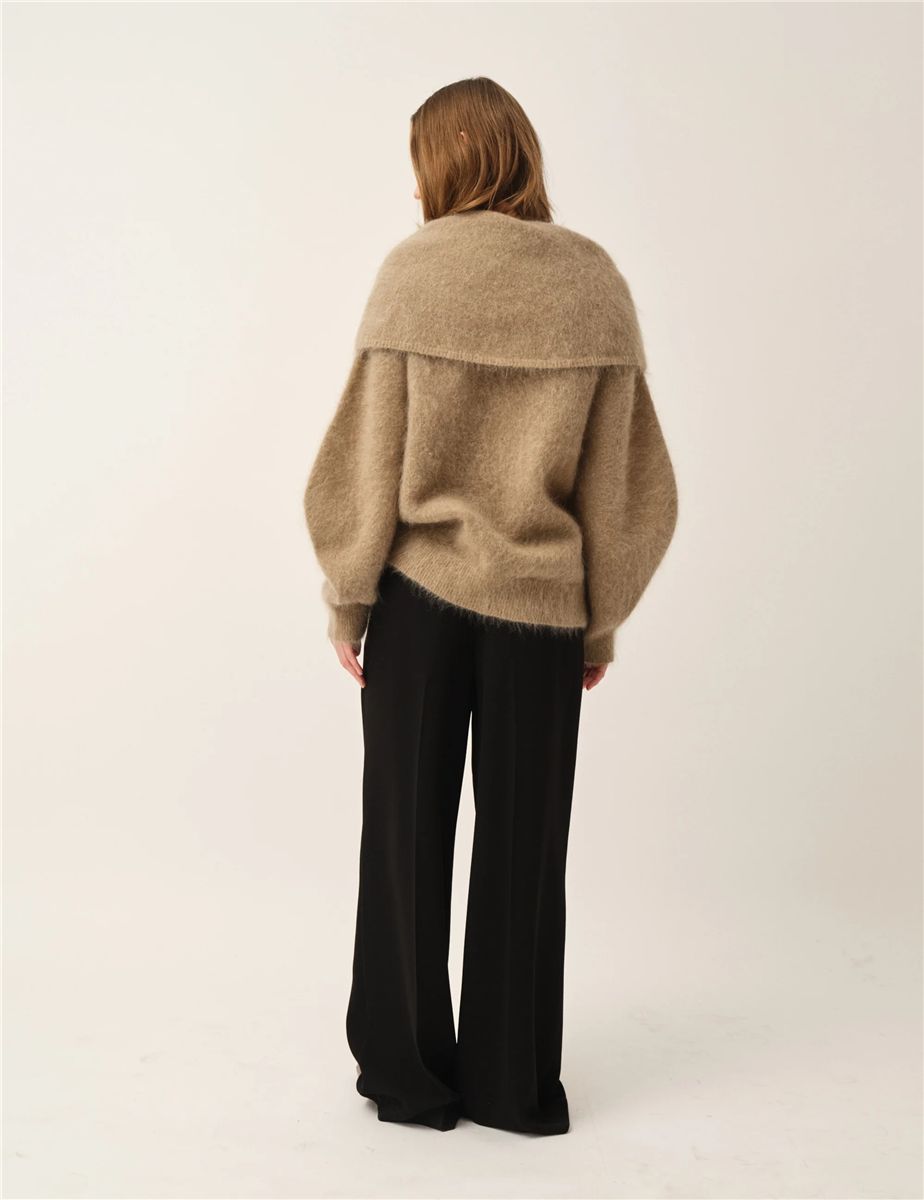 Roma neck sweater-THE GARMENT-Verso