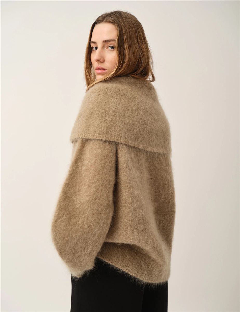 Roma neck sweater-THE GARMENT-Verso
