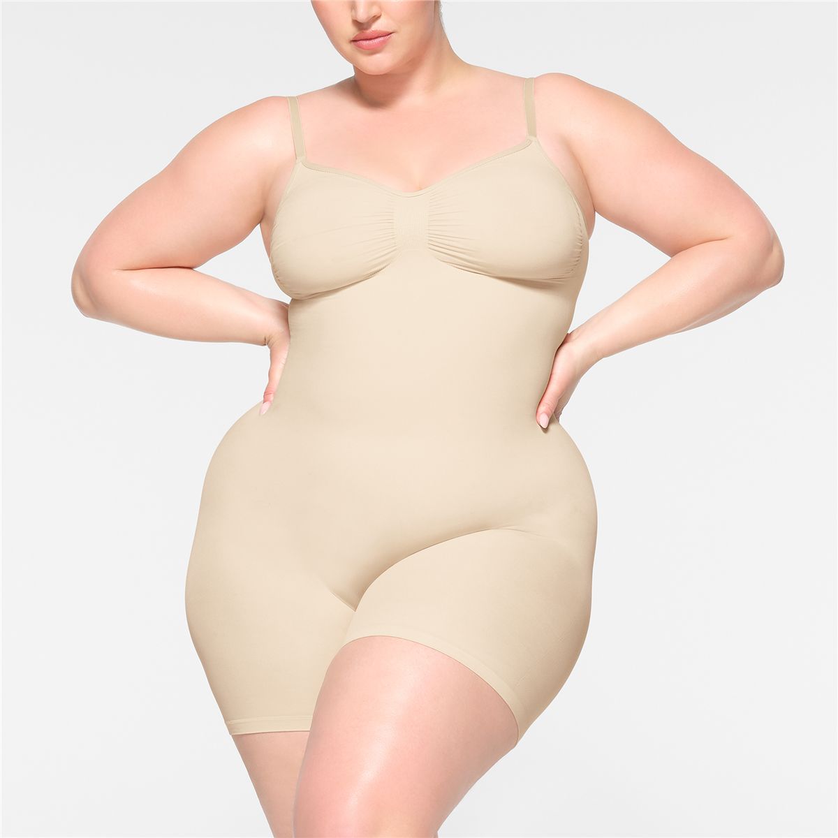 Seamless sculpt mid thigh bodysuit-SKIMS-Verso