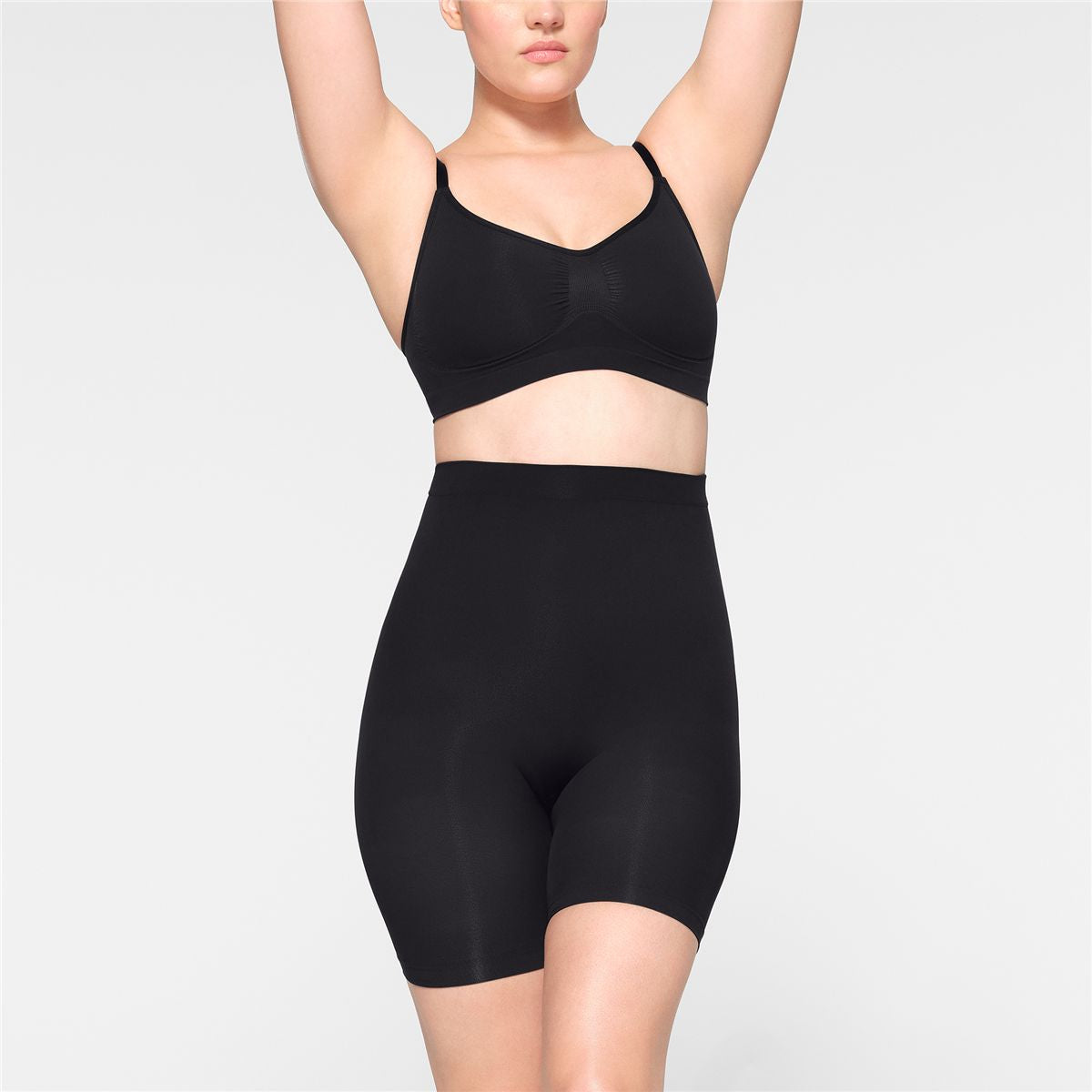 Seamless Sculpt Mid Thigh Short-SKIMS-Verso