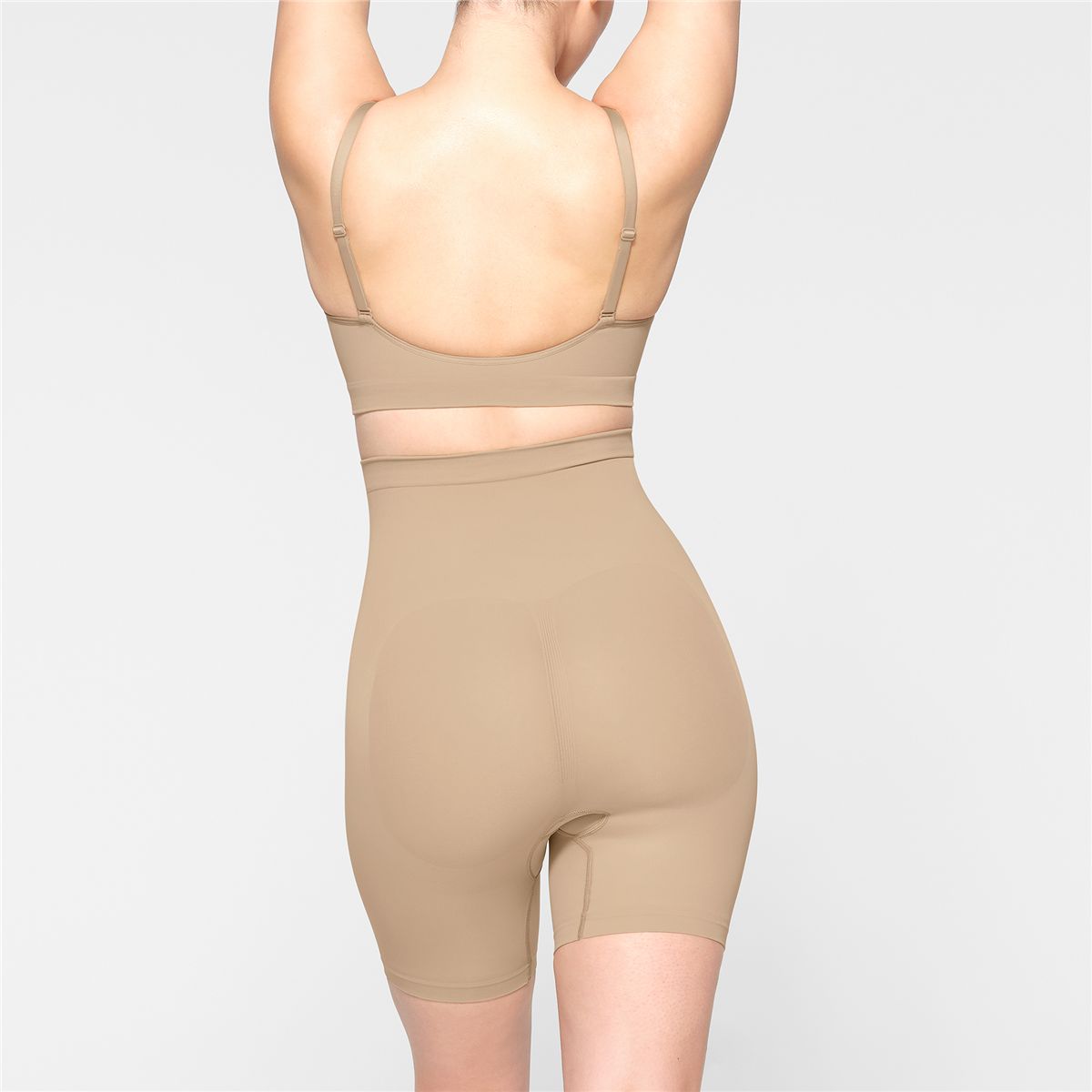 Seamless Sculpt Mid Thigh Short-SKIMS-Verso