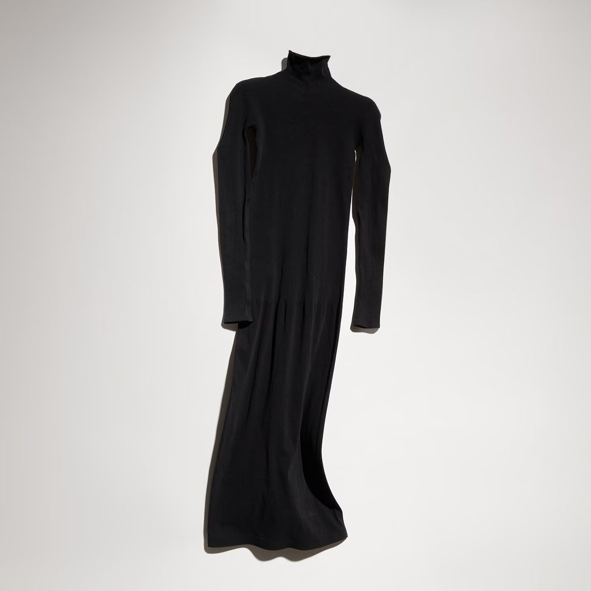 Seamless stretch nylon jersey dress
