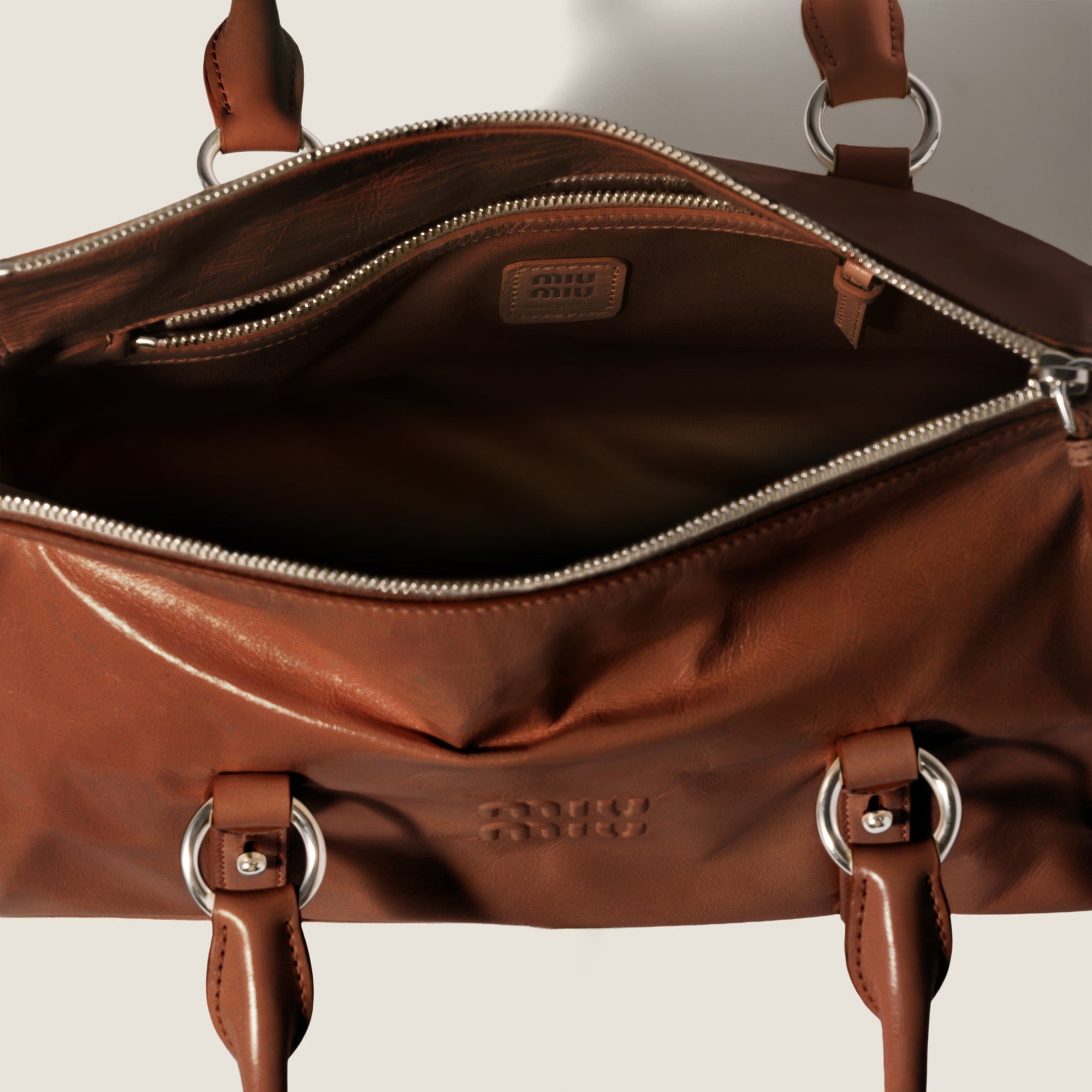 Shiny leather handbag-MIU MIU-Verso