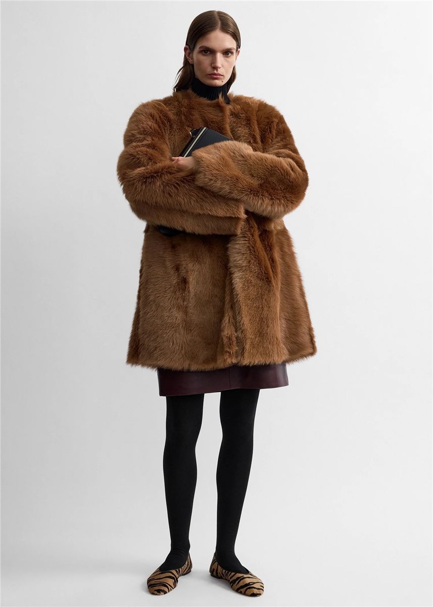 Short Silky Shearling Coat-TOTEME-Verso