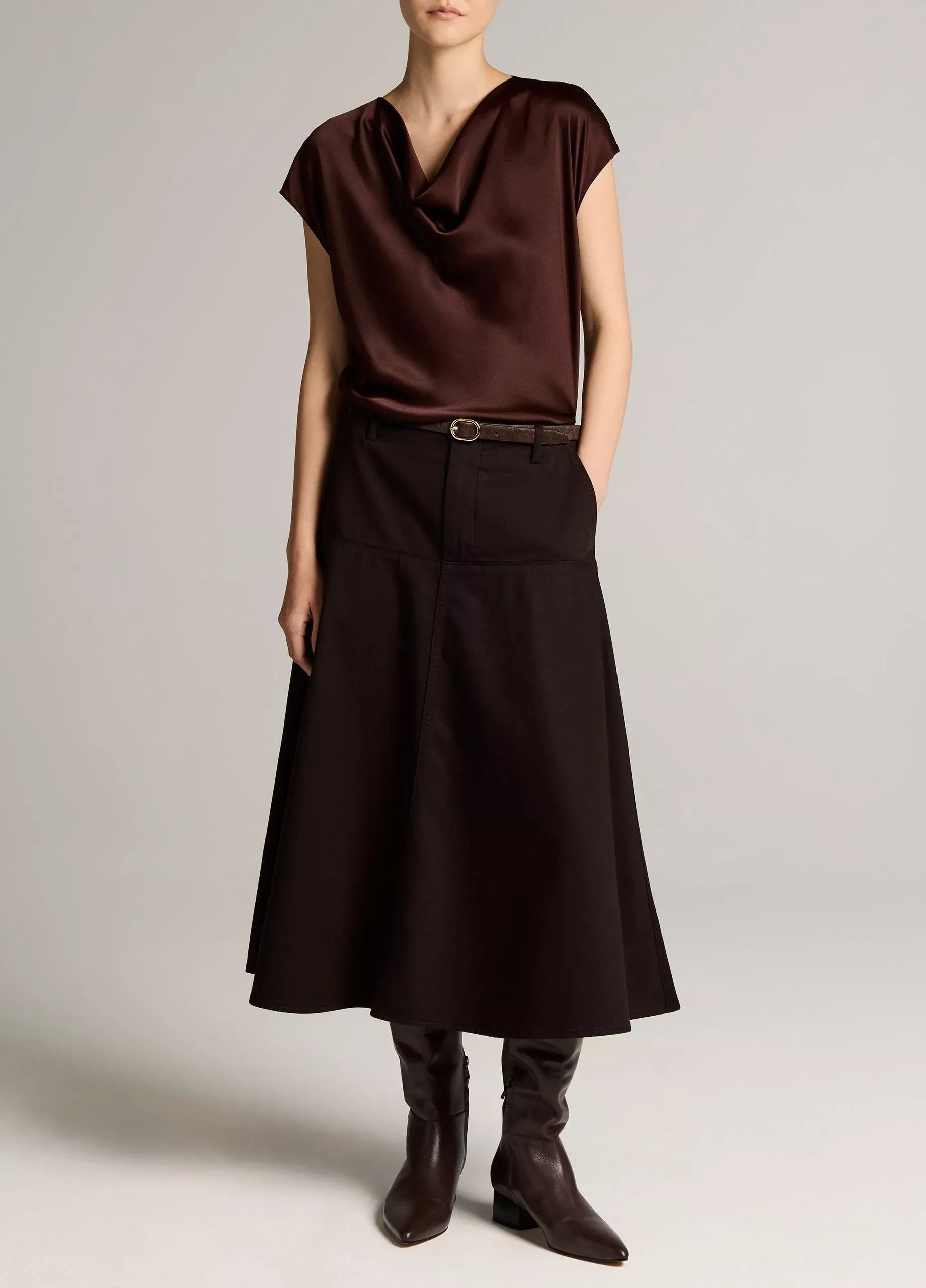 Silk cowl-neck blouse-VINCE-Verso