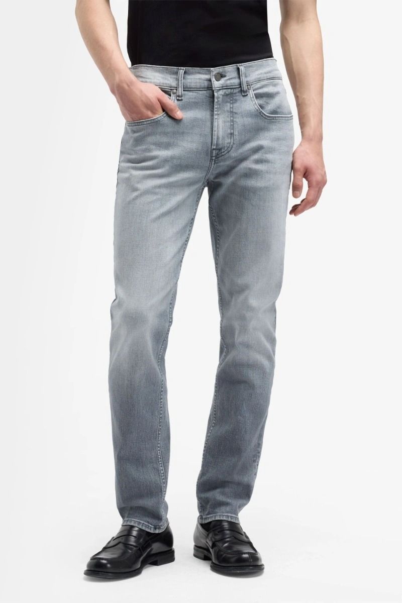 Slimmy tapered in luxe performance-7FAM-Verso