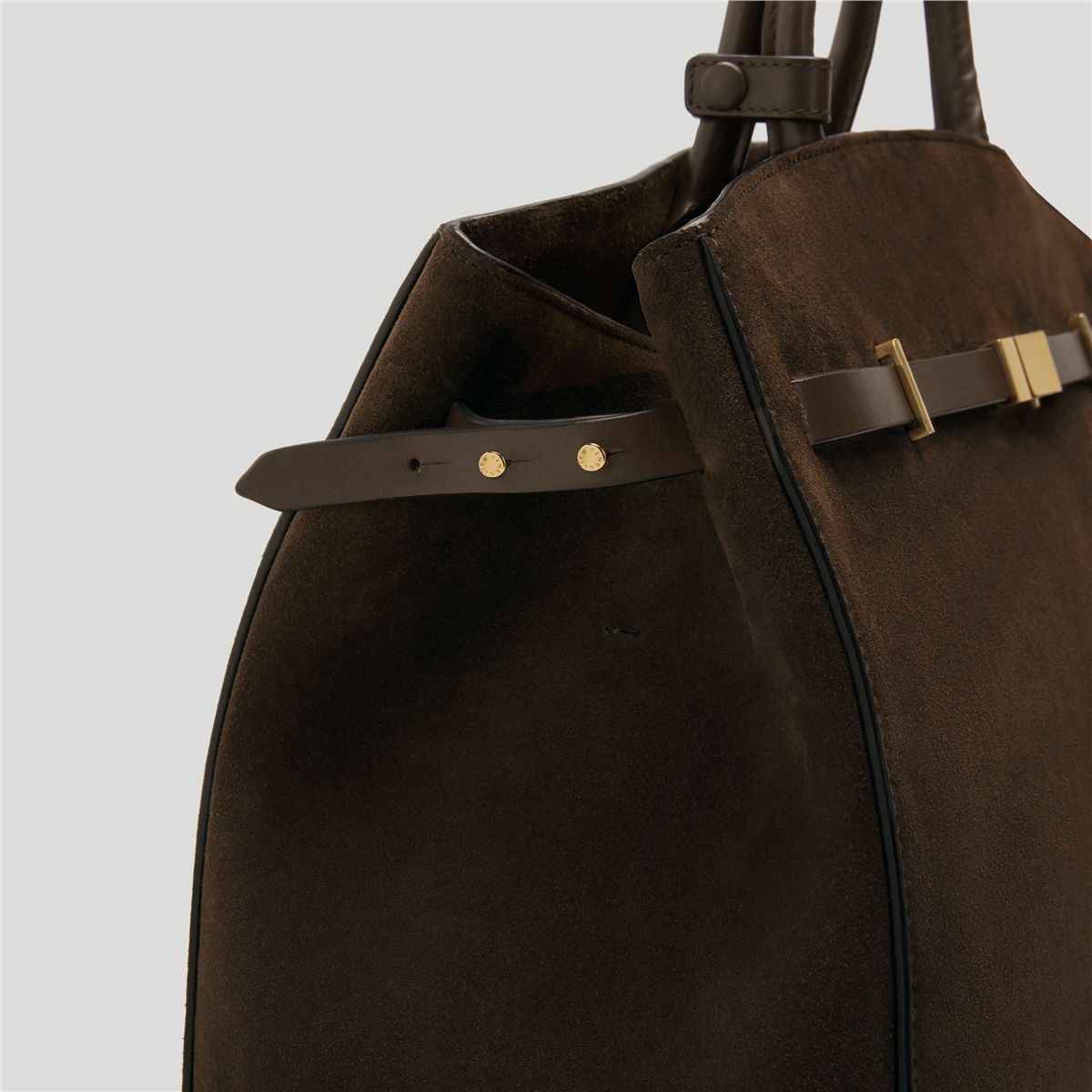 The Hudson-DEMELLIER LONDON-Verso