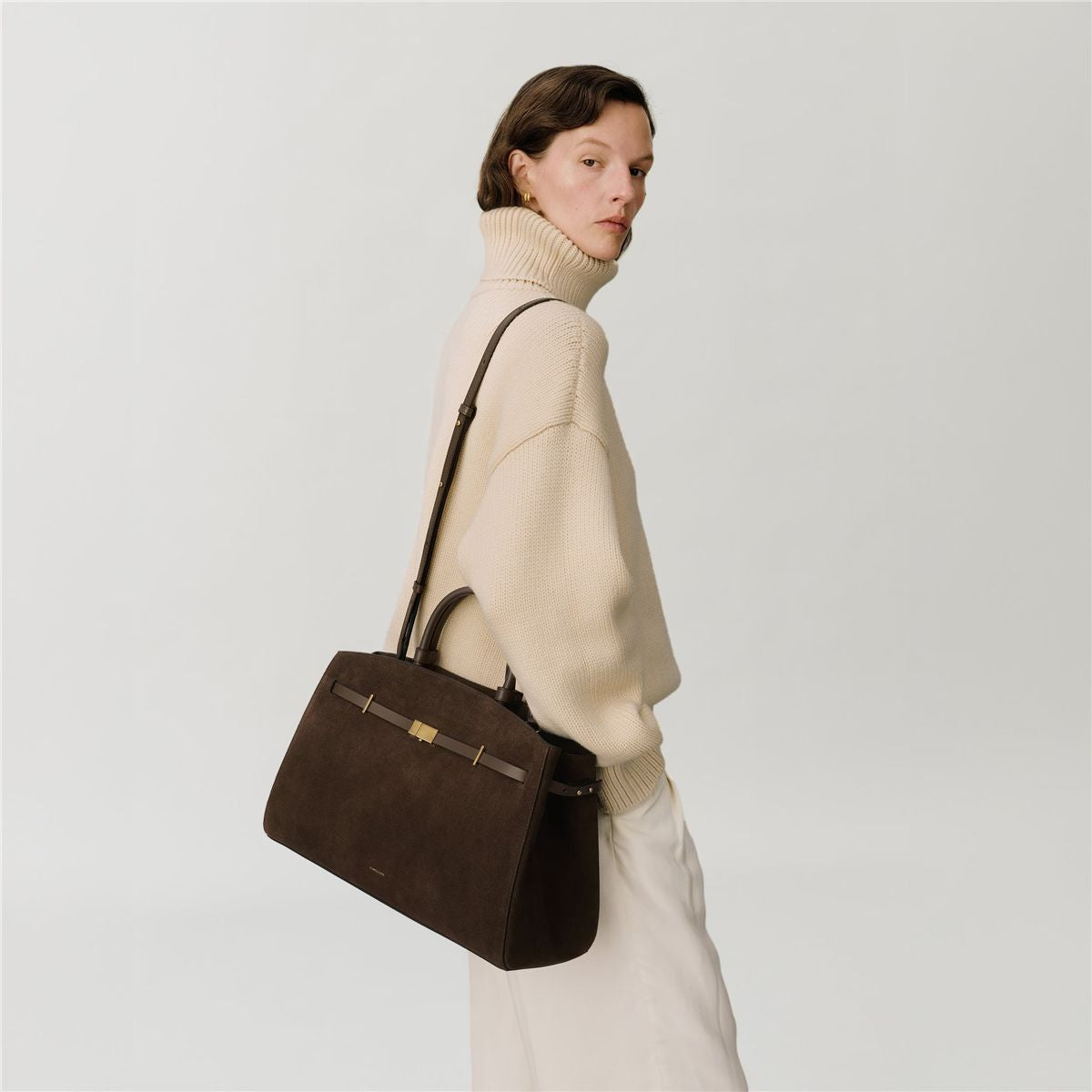 The Hudson-DEMELLIER LONDON-Verso
