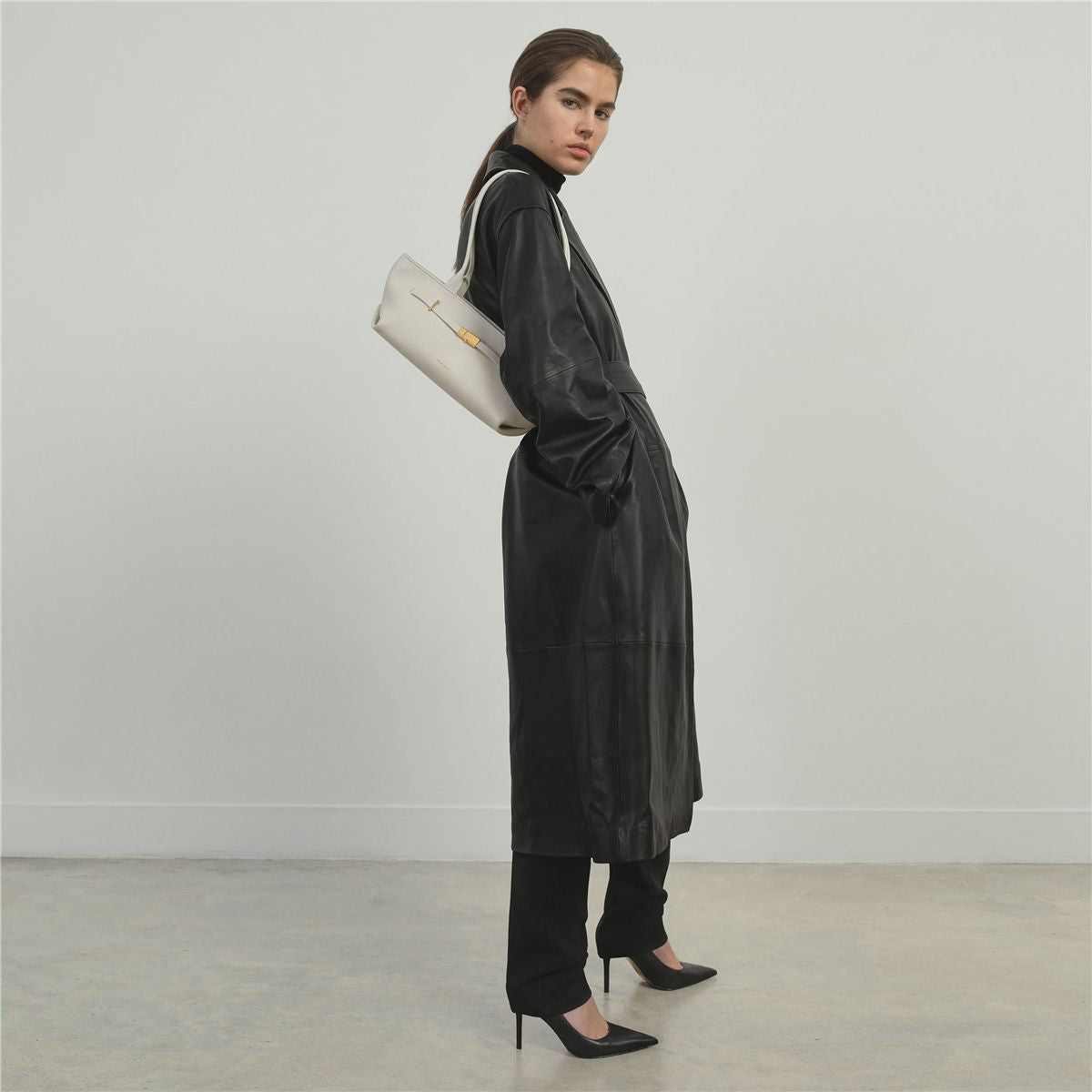 The new york shoulder-DEMELLIER LONDON-Verso
