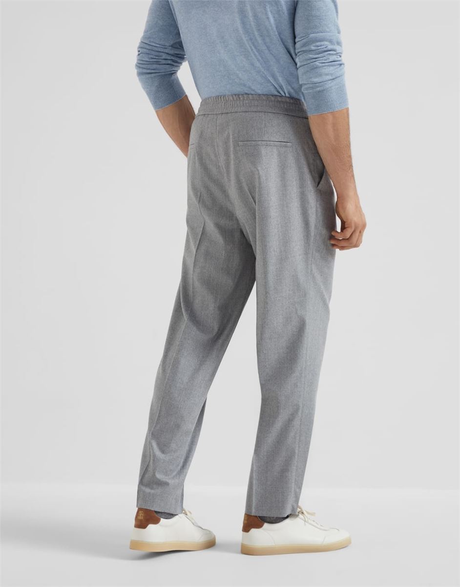 virgin wool flannel leisure fit trousers with drawstring and double pleats-BRUNELLO CUCINELLI-Verso