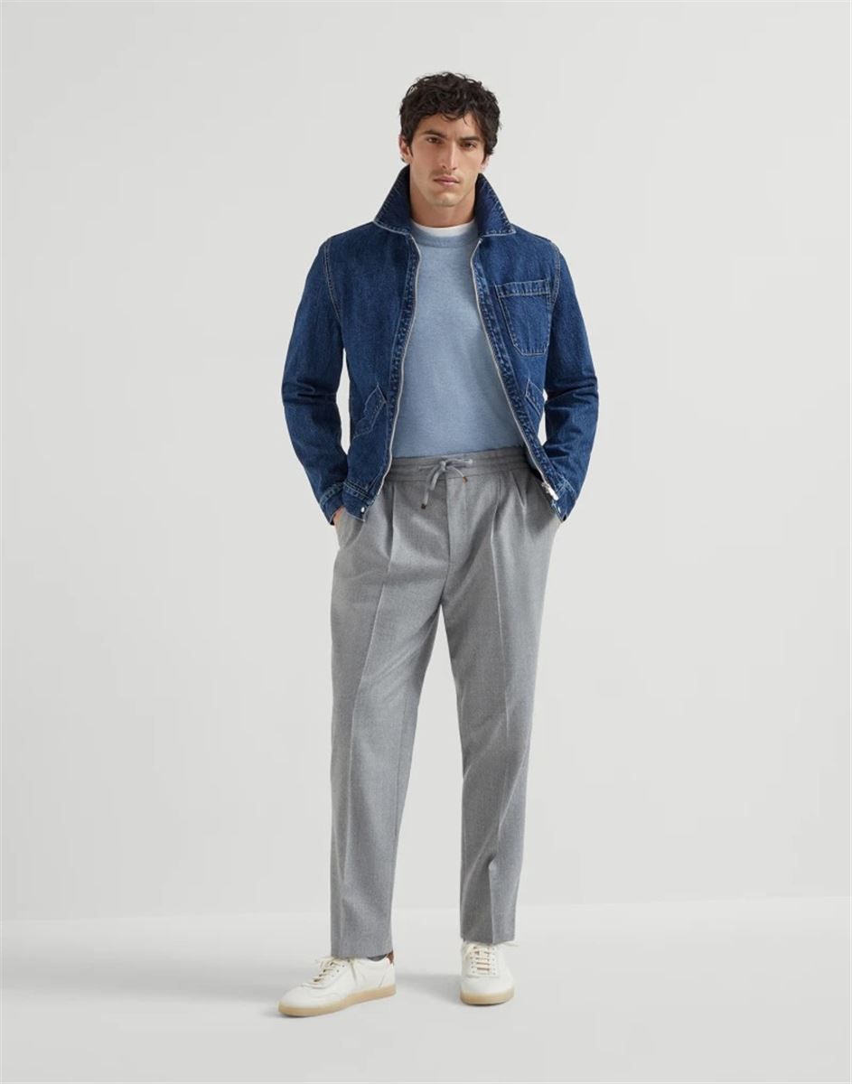 virgin wool flannel leisure fit trousers with drawstring and double pleats-BRUNELLO CUCINELLI-Verso