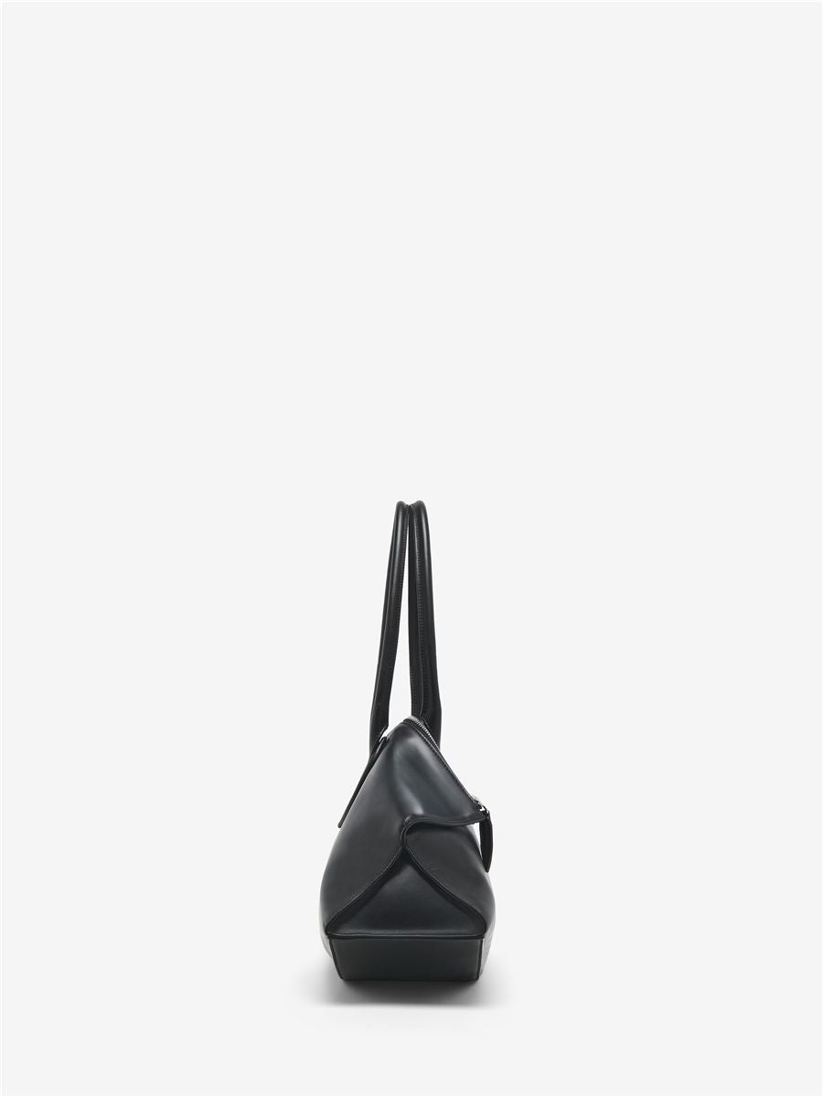 Women's manta bag in black-MCQUEEN-Verso
