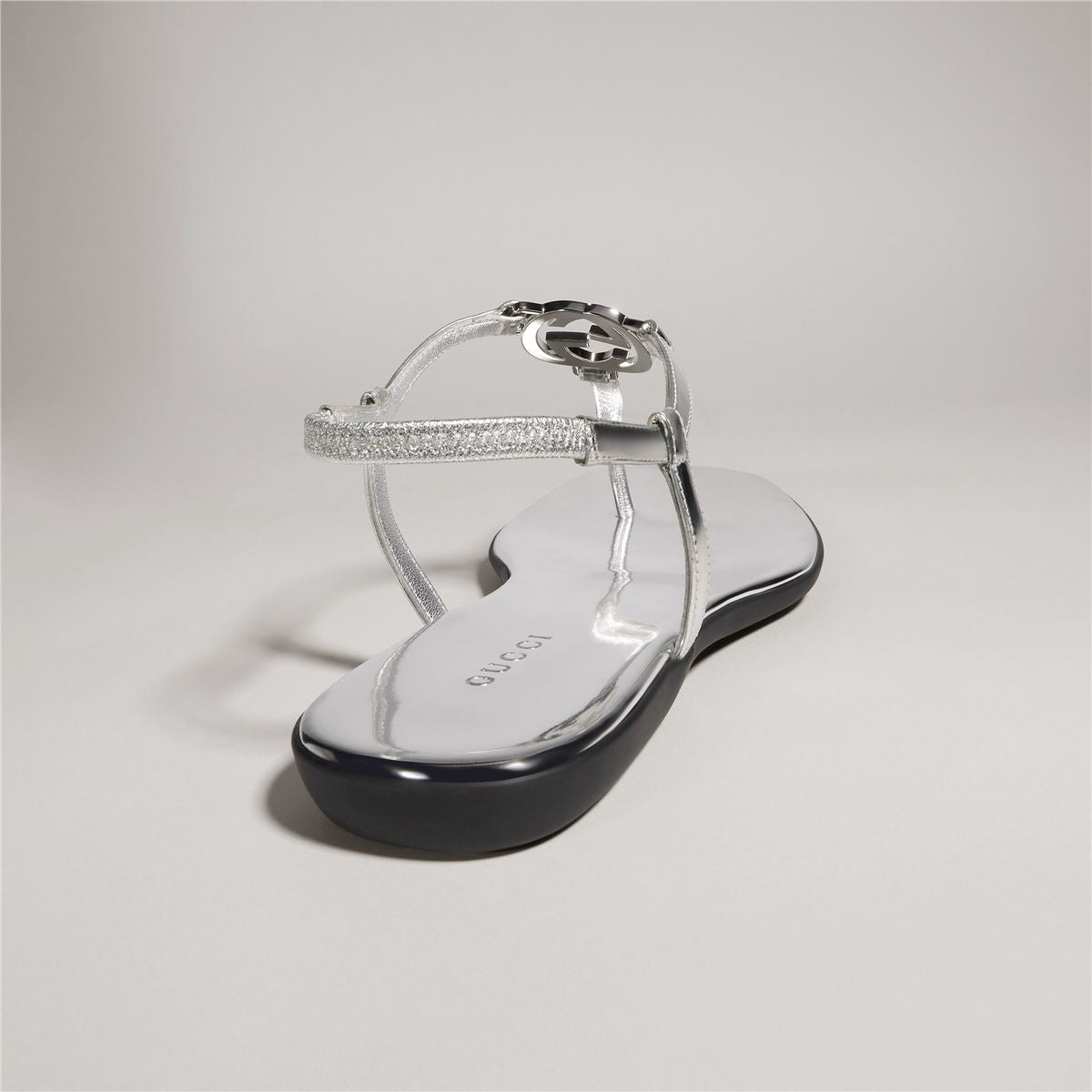 Women's thong sandal with interlocking g-GUCCI-Verso
