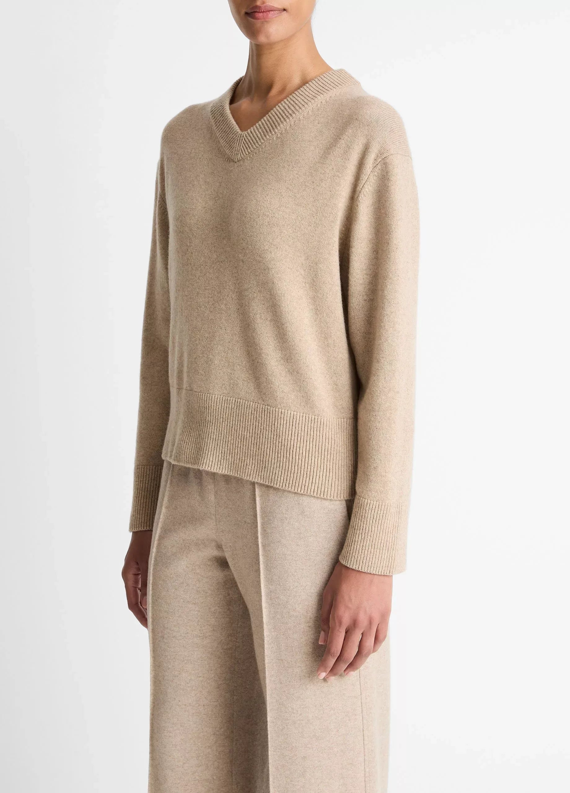 Wool-cashmere v-neck sweater-VINCE-Verso
