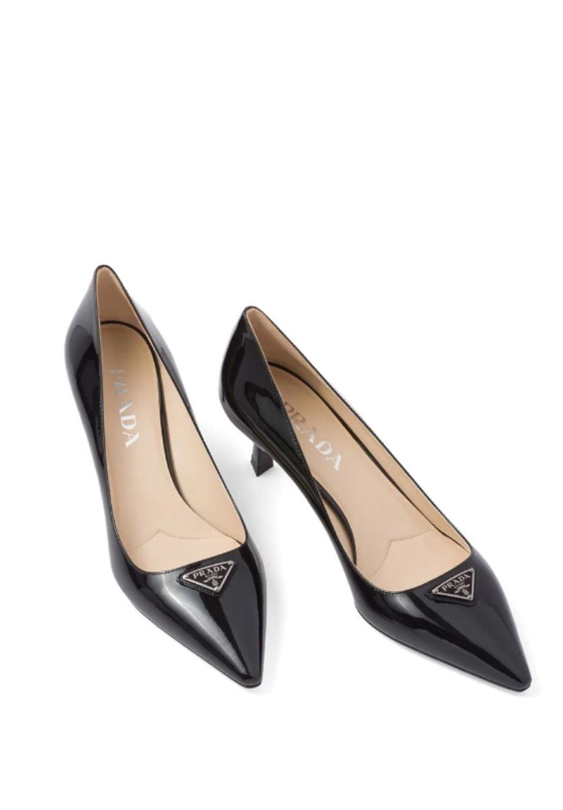 LOGO-PLAQUE PATENT LEATHER PUMPS
