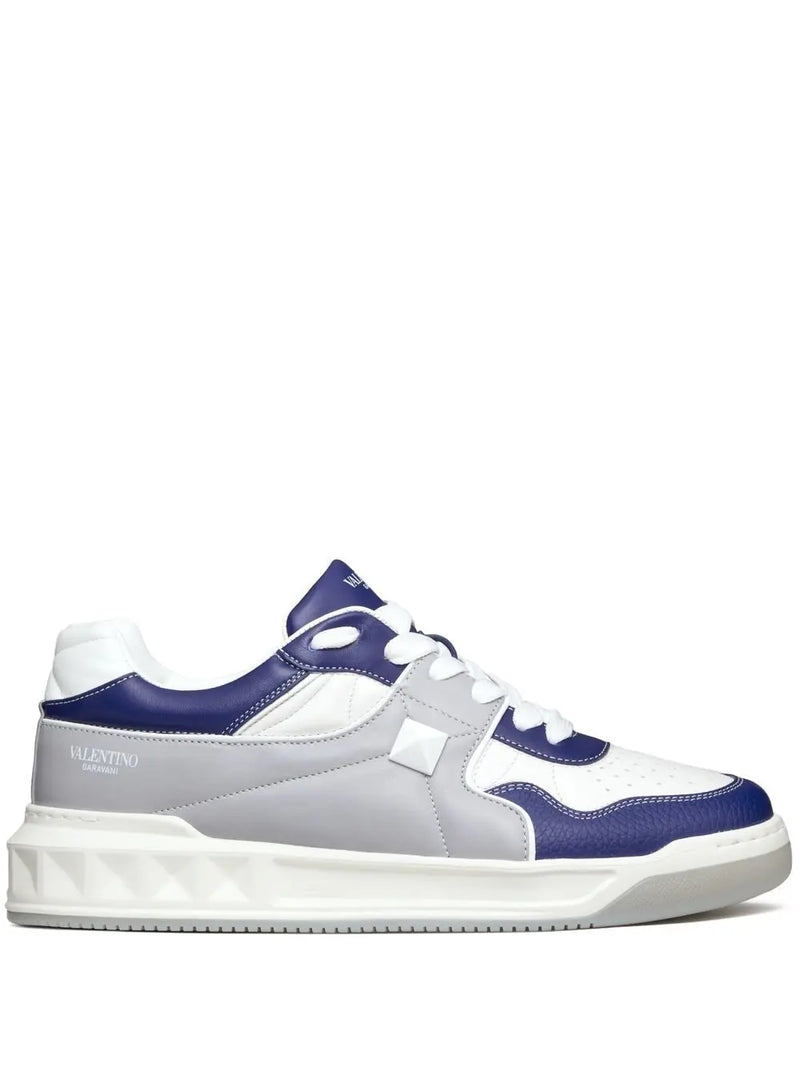 ONE STUD LOW-TOP SNEAKERS