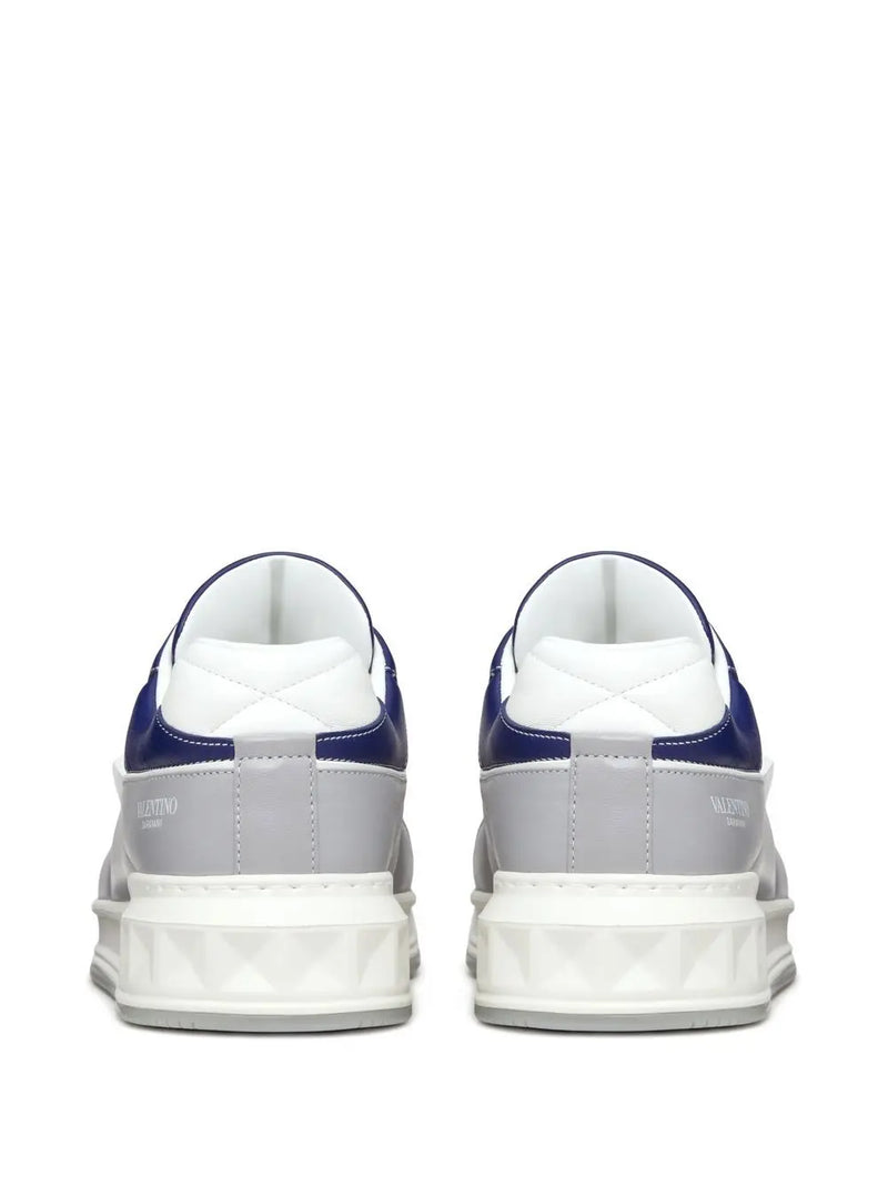 ONE STUD LOW-TOP SNEAKERS