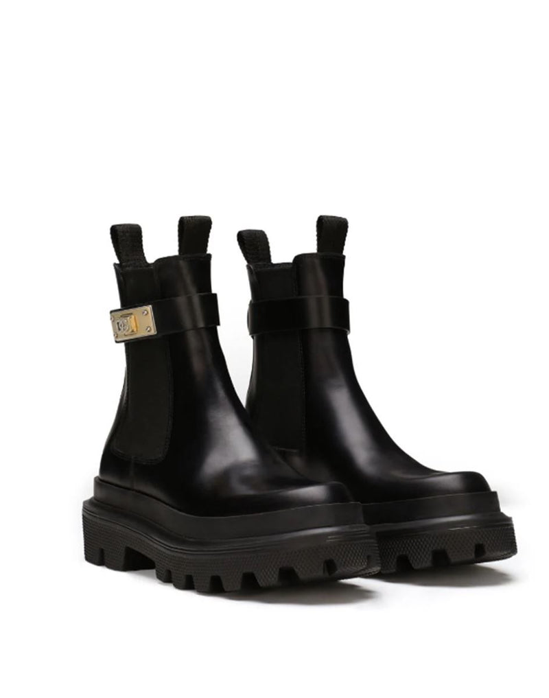 BRANDED-STRAP LEATHER ANKLE BOOTS